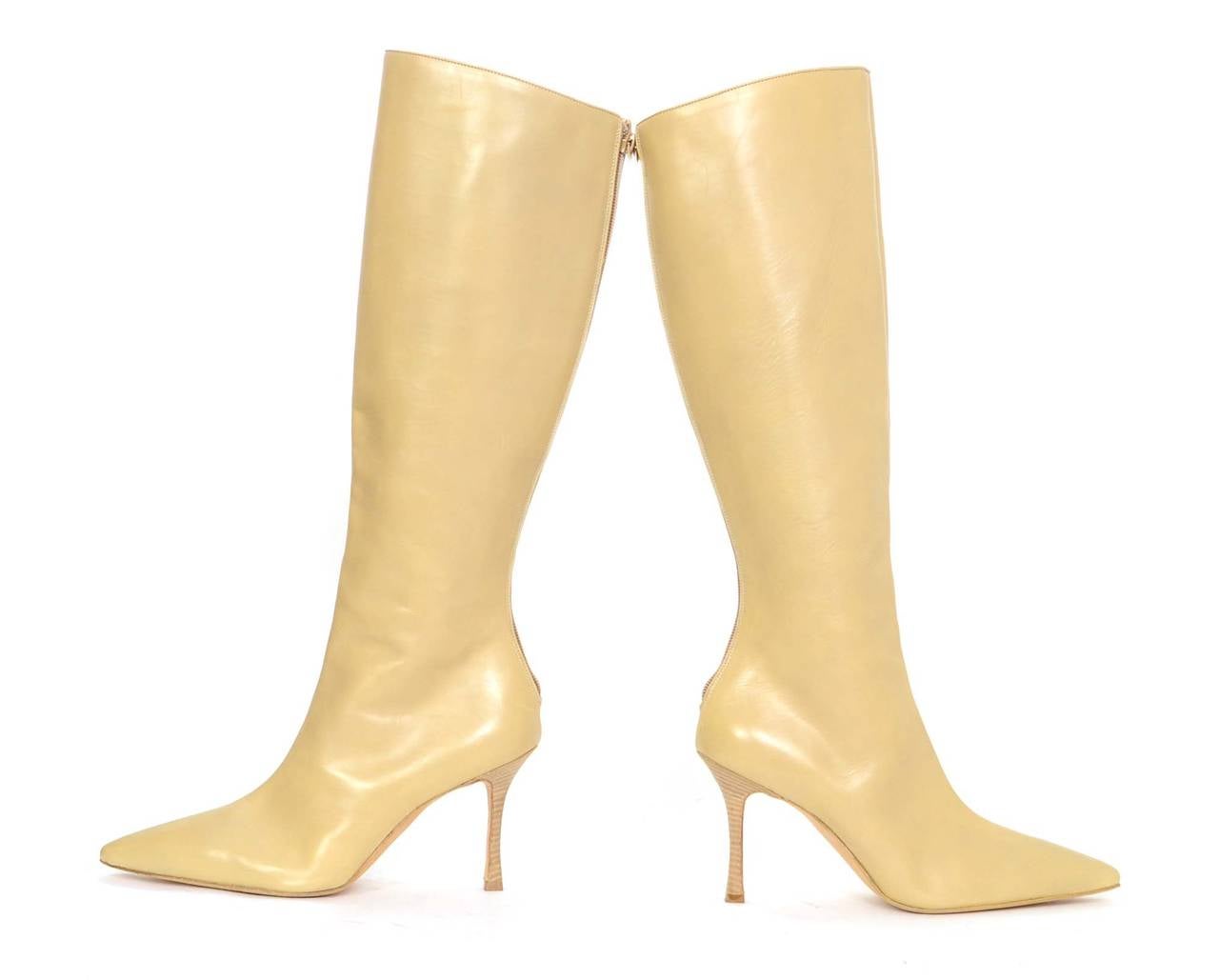 MANOLO BLAHNIK Nude Leather Tall Pointed Toe Boots sz 39 2