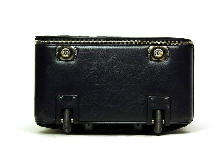 Chanel 2007 Black Distressed Quilted Leather Rolling Suitcase Luggage Bag 3