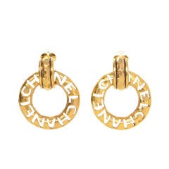 Chanel Vintage '90 Hammered Gold Detachable Hoop Clip On Earrings