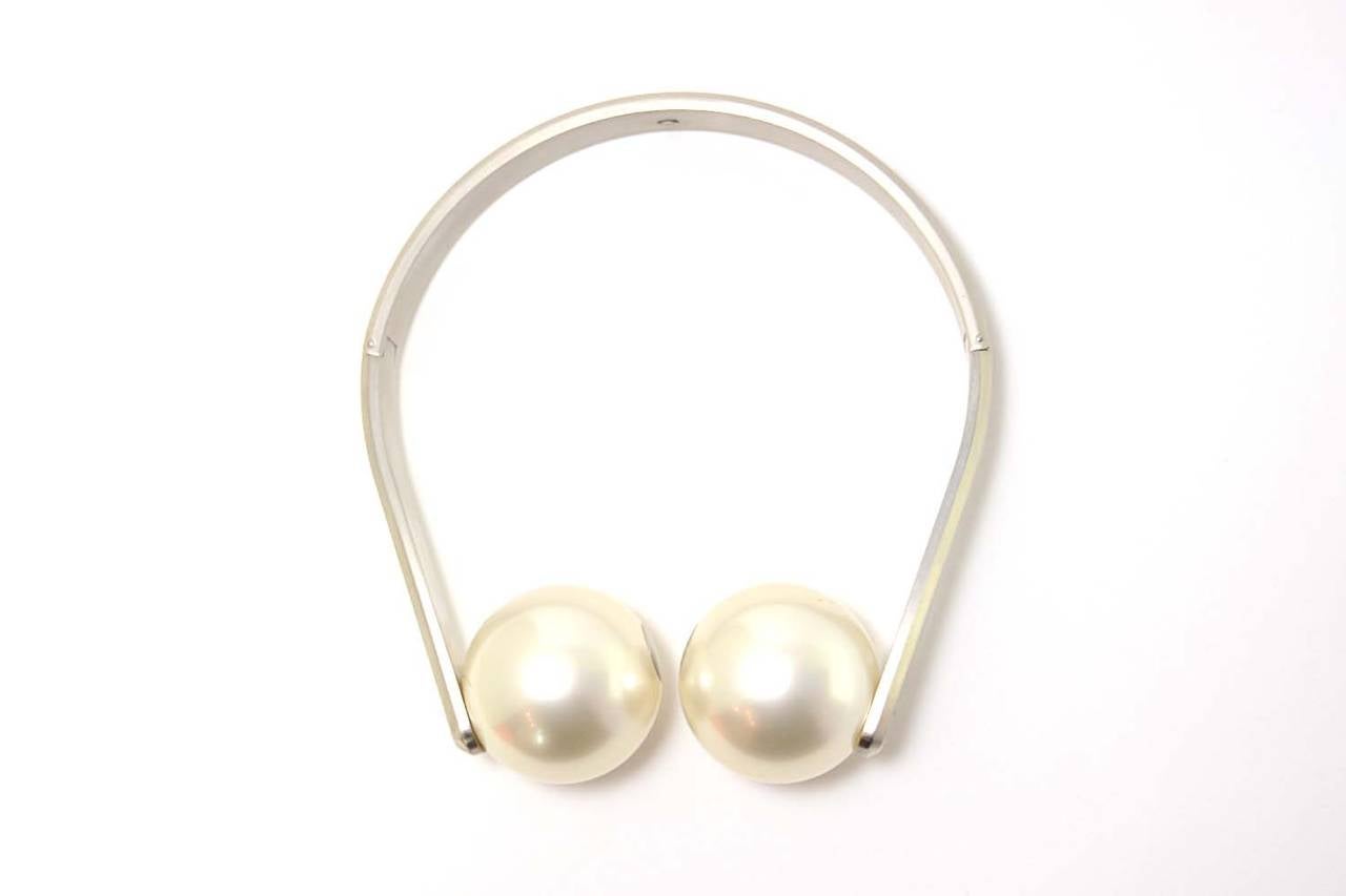 Women's Chanel 2014 Runway Oversized Jumbo Faux Pearl Choker Headphone Necklace