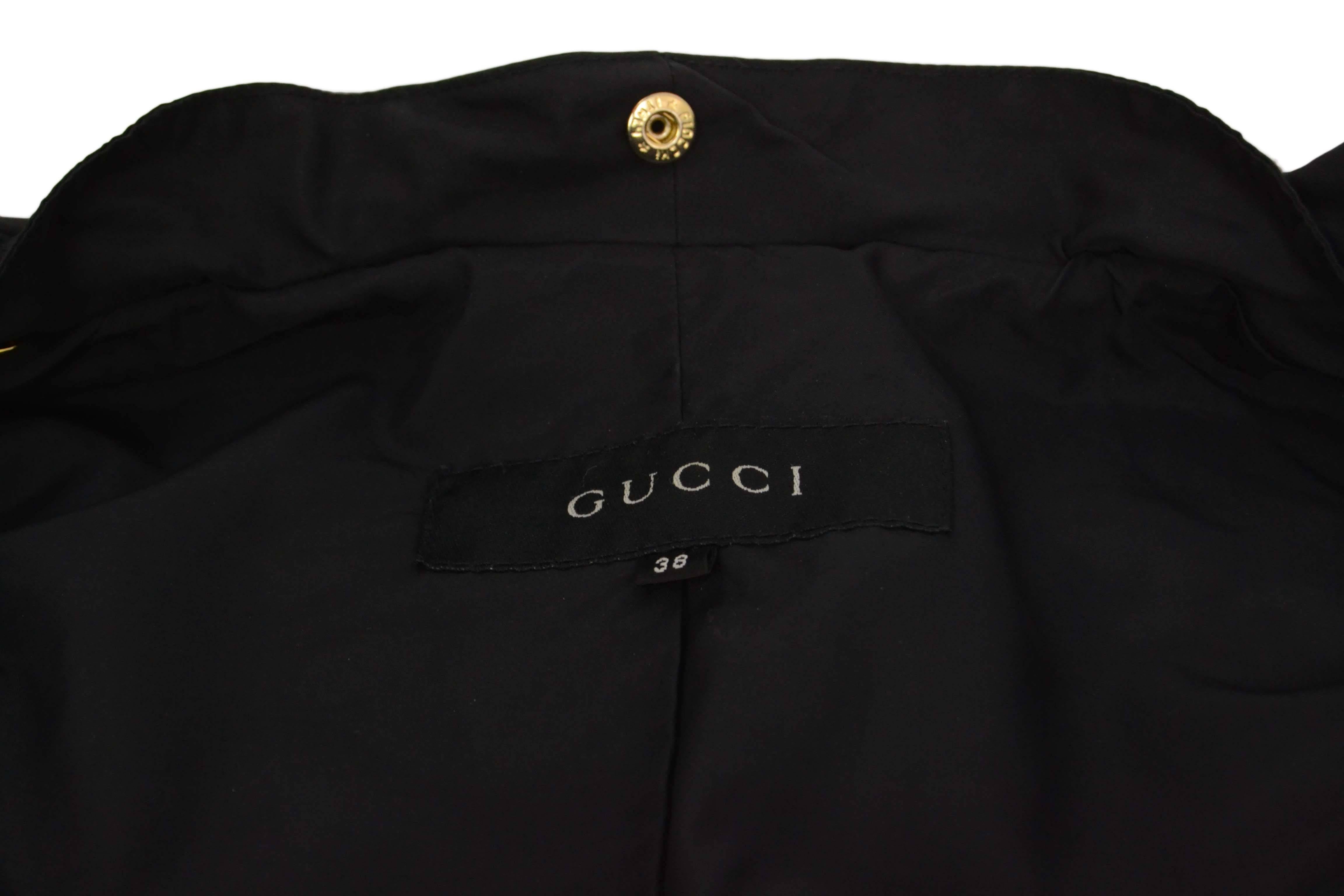 Gucci Black Rain Jacket & Removable Fur Vest sz 38 In Excellent Condition In New York, NY