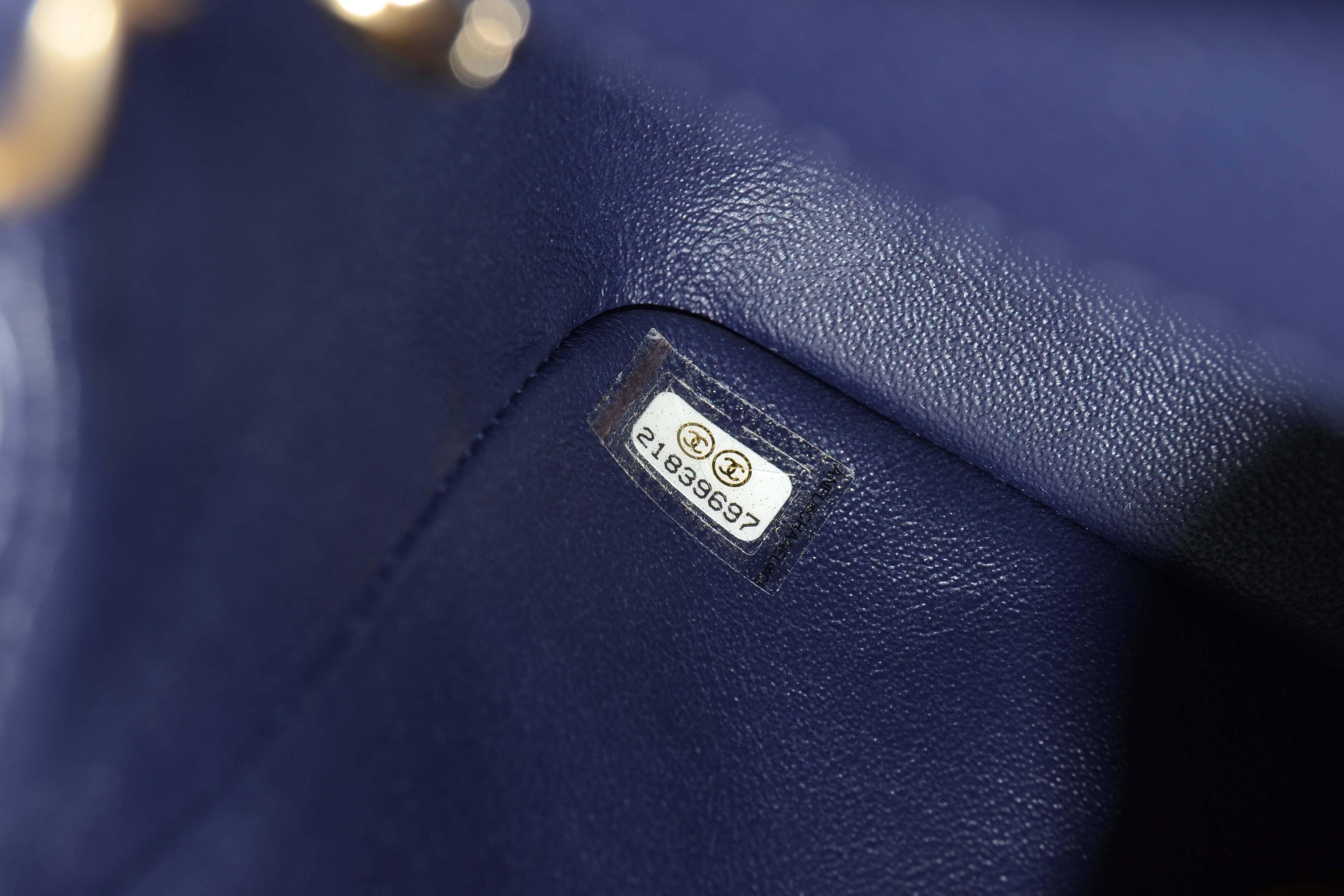 Chanel '16 Marineblau Gesteppte Kaviar Quadratische Mini Klappe Tasche GHW 4