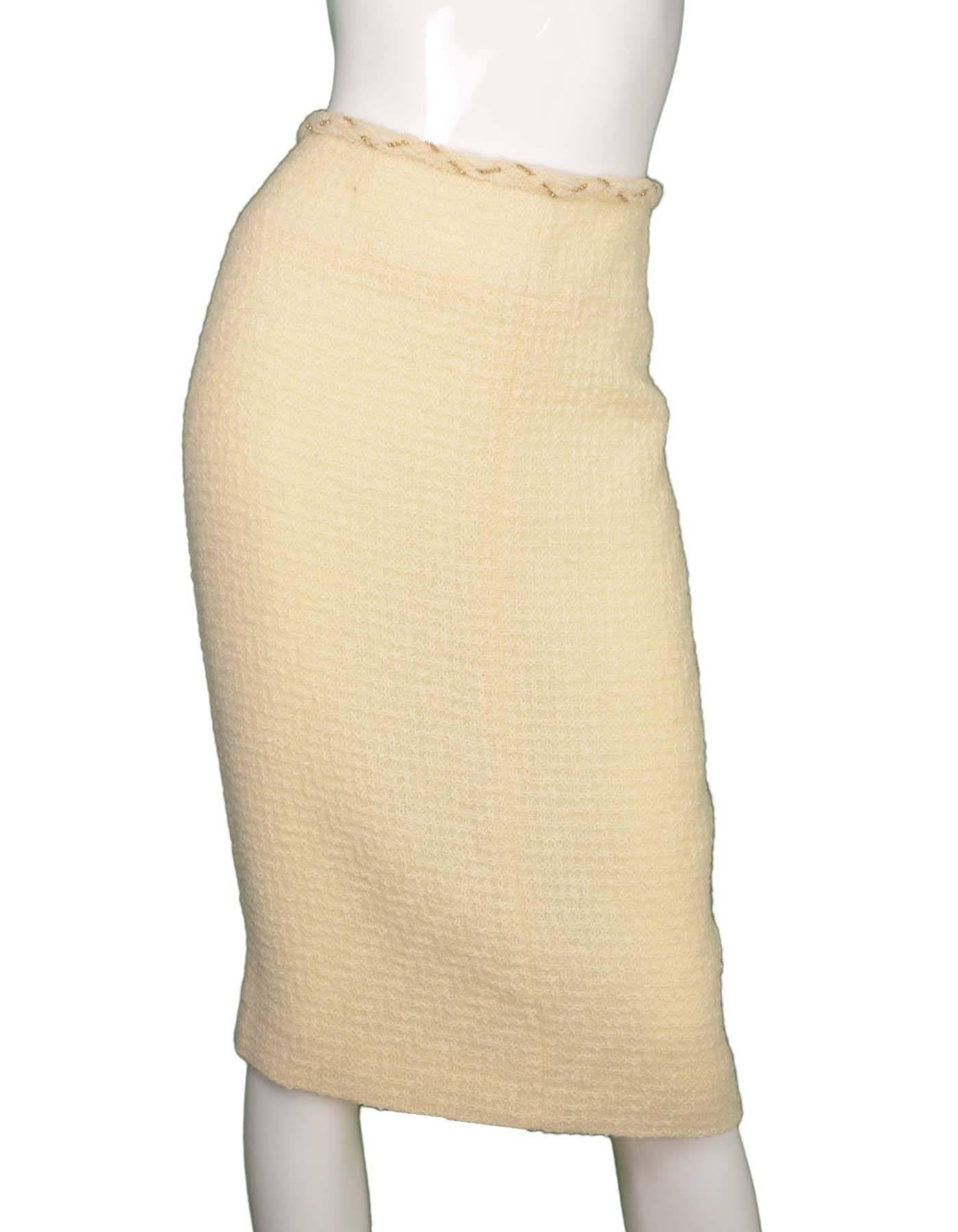 Women's Chanel '07 Runway Cream Wool Skirt Suit sz FR46