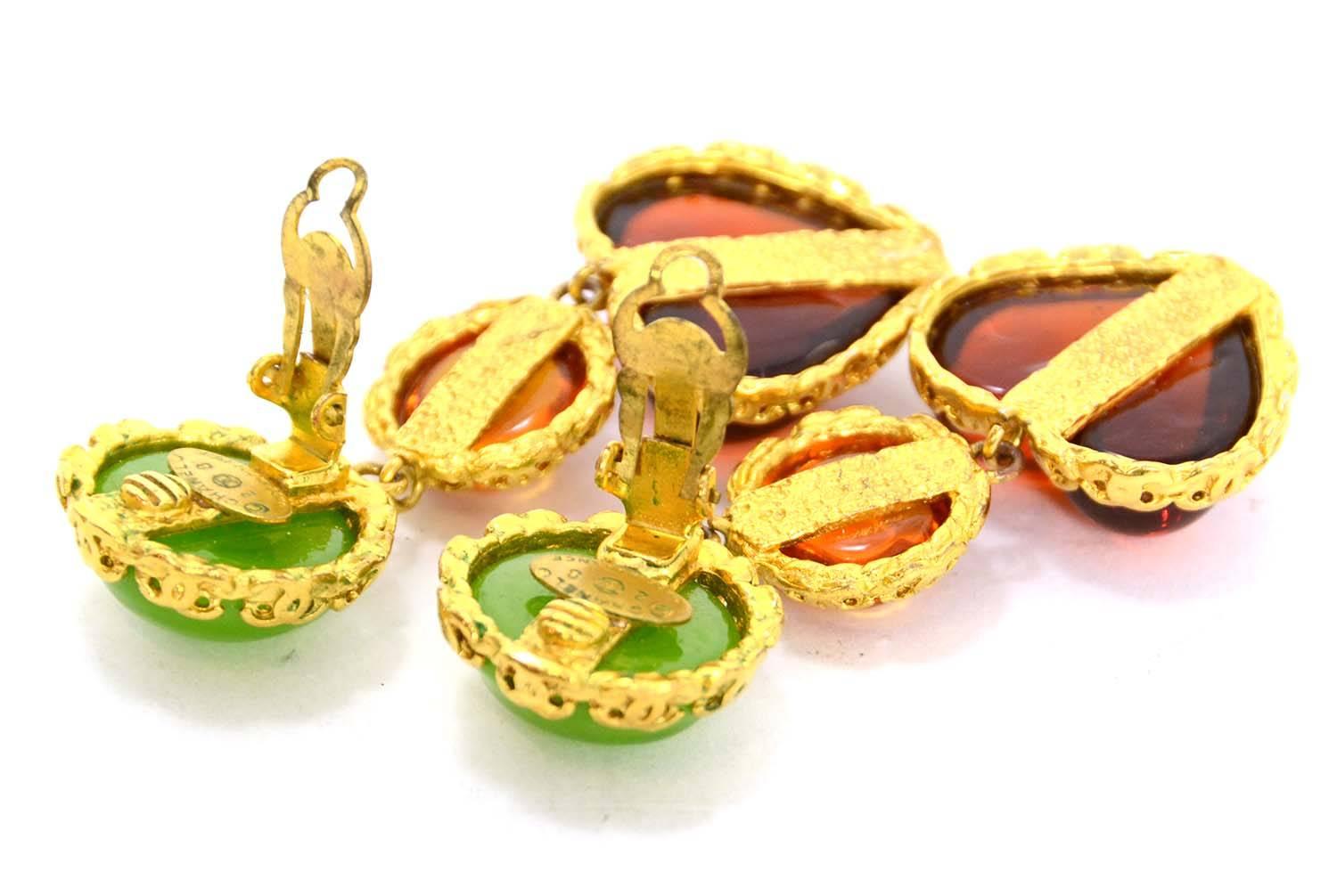 Chanel Vintage 1988 Green & Amber Gripoix Clip On Earrings  In Excellent Condition In New York, NY
