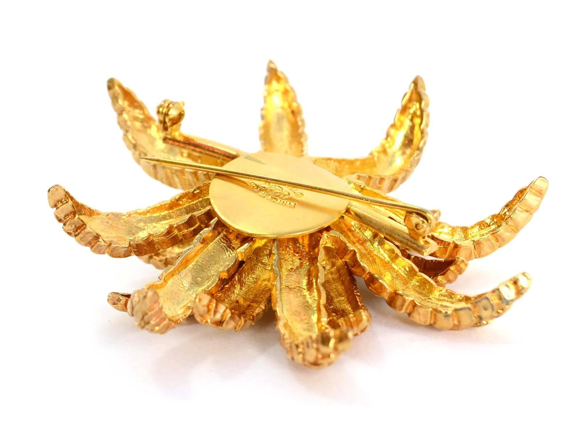 CHANEL Vintage '89 Gold Flower Brooch In Excellent Condition In New York, NY
