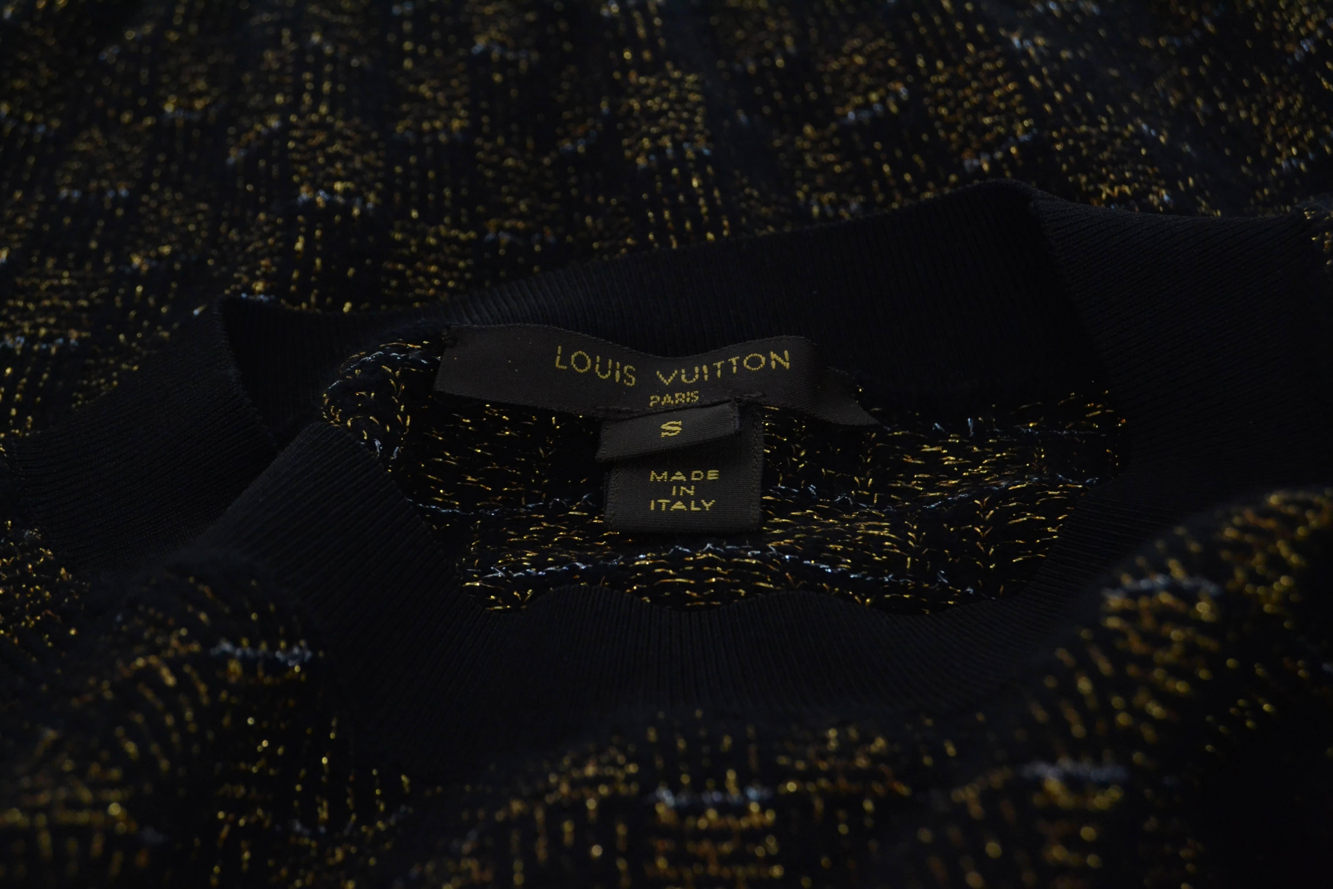 Women's Louis Vuitton Black & Gold Knit Short Sleeve Top sz S