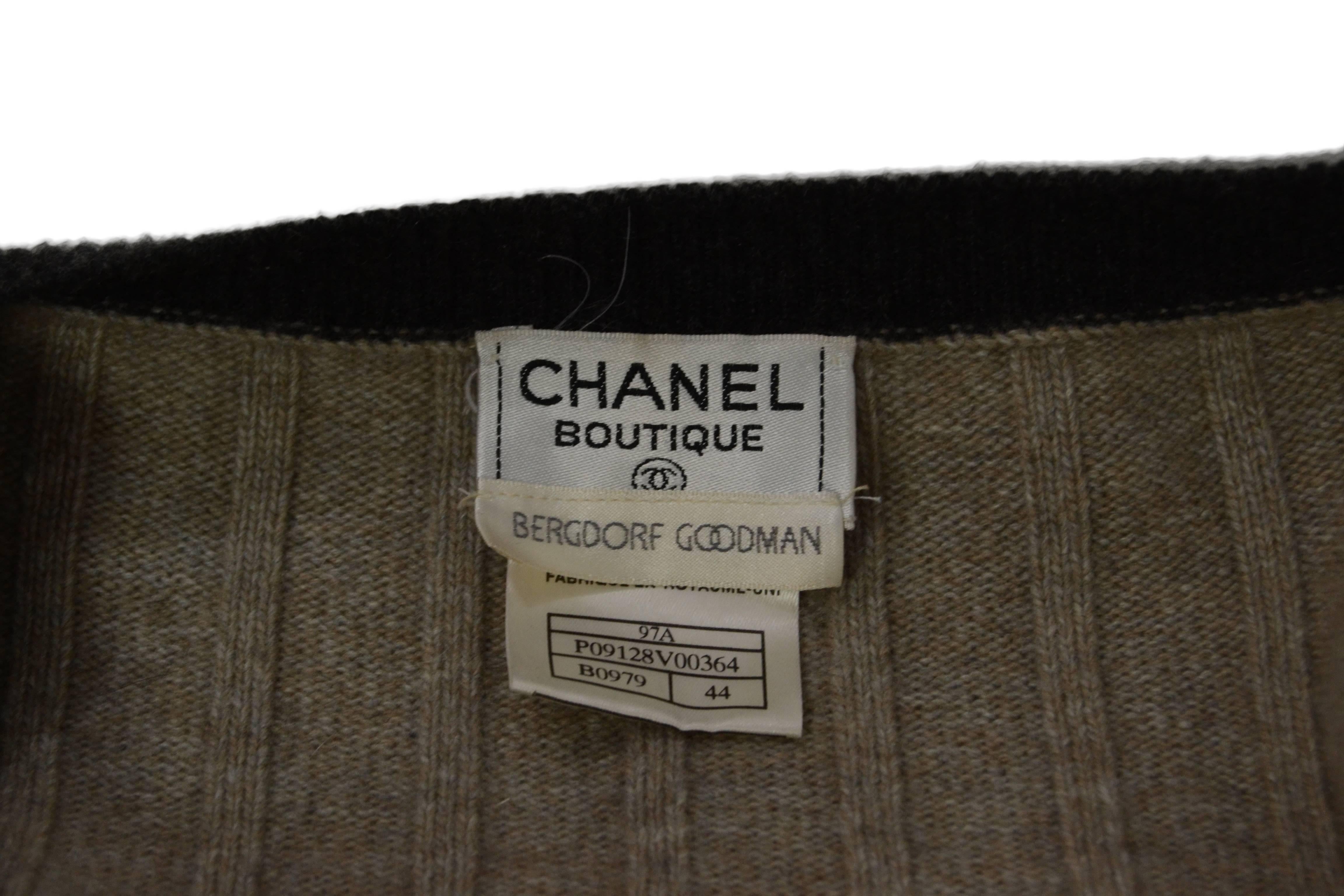 Chanel Vintage '97 Beige Cashmere Sweater Set sz 44 2