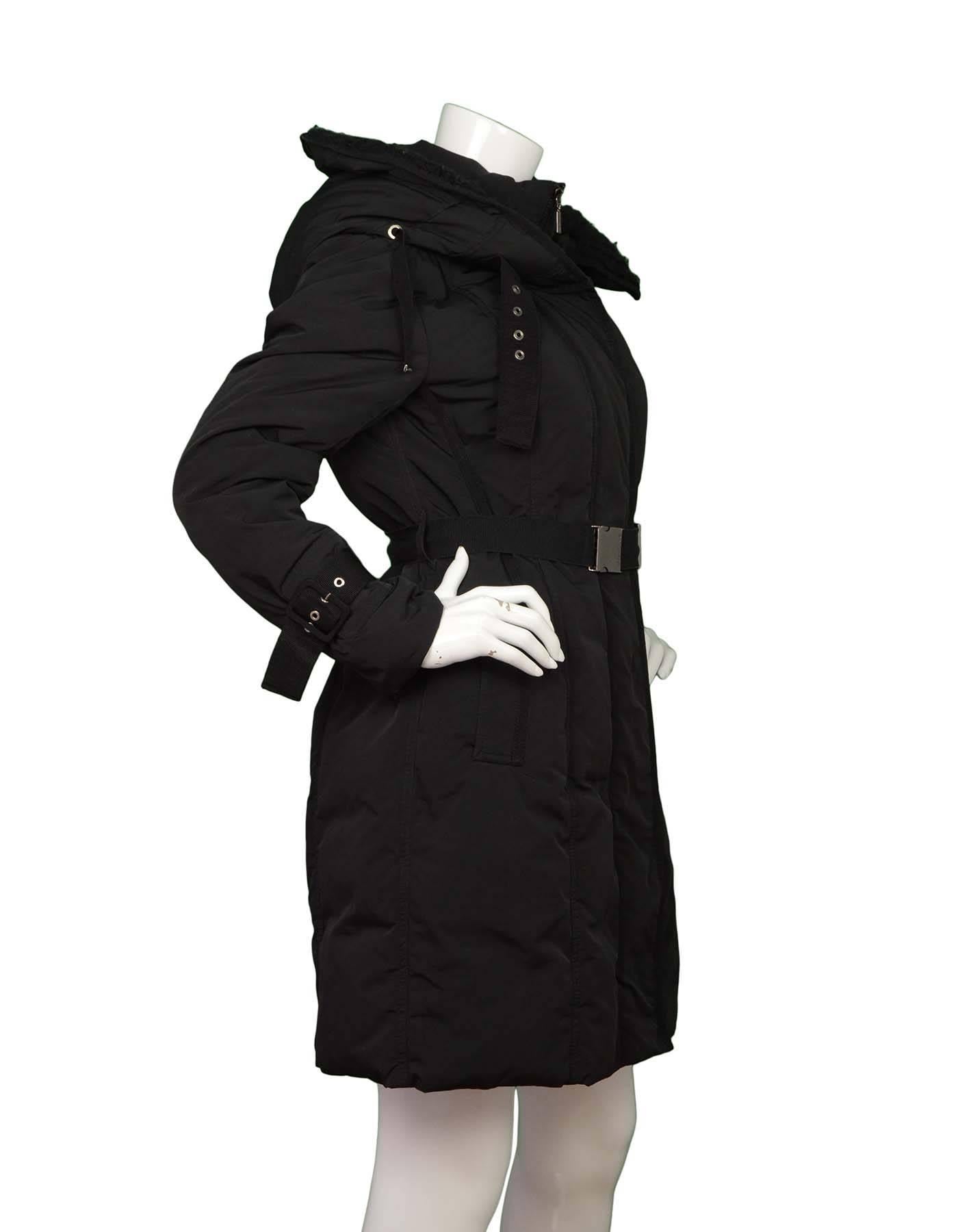 Moncler Black Chacal Down Coat w. Belt sz M rt. $1, 895 In Excellent Condition In New York, NY