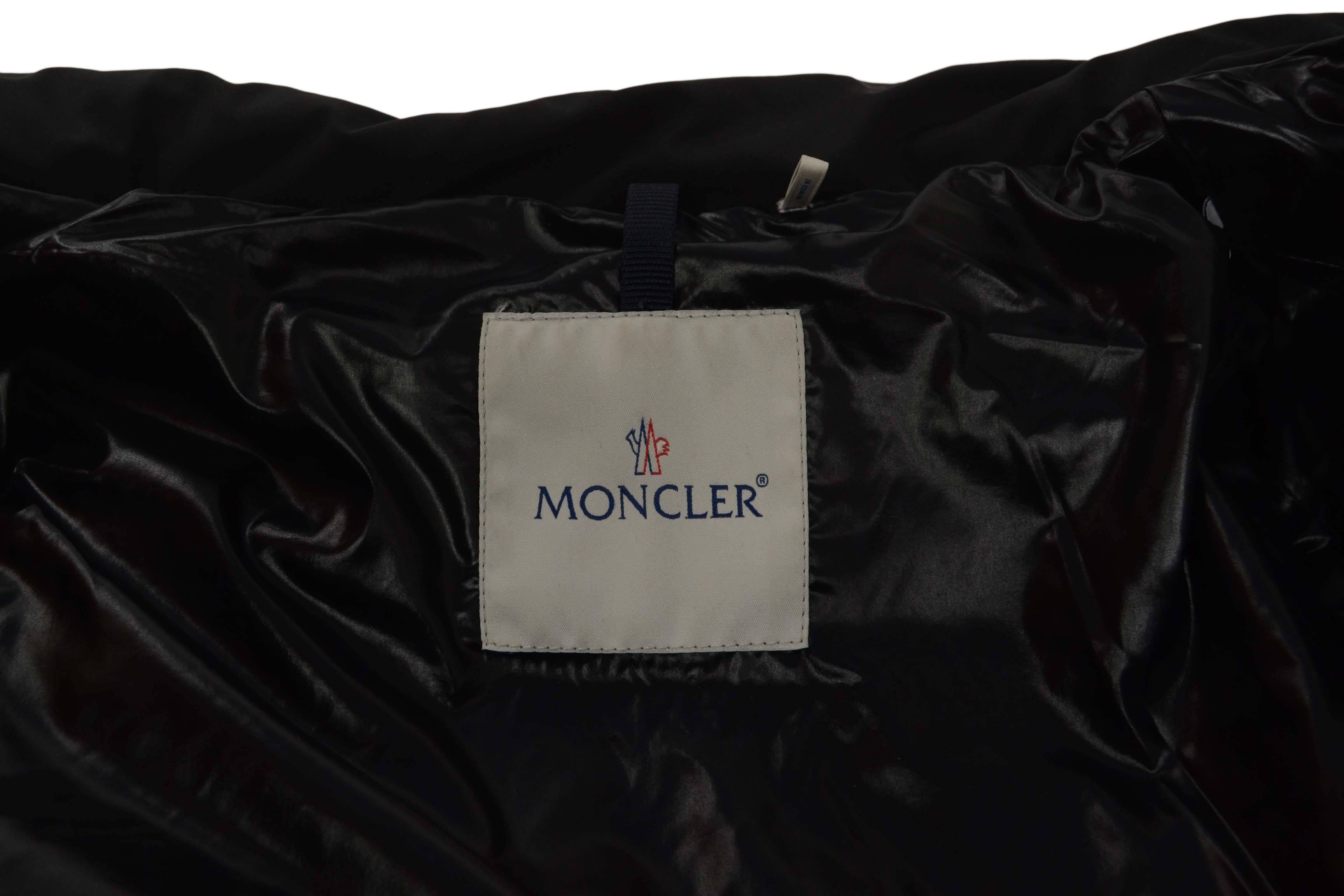 Moncler Black Chacal Down Coat w. Belt sz M rt. $1, 895 1