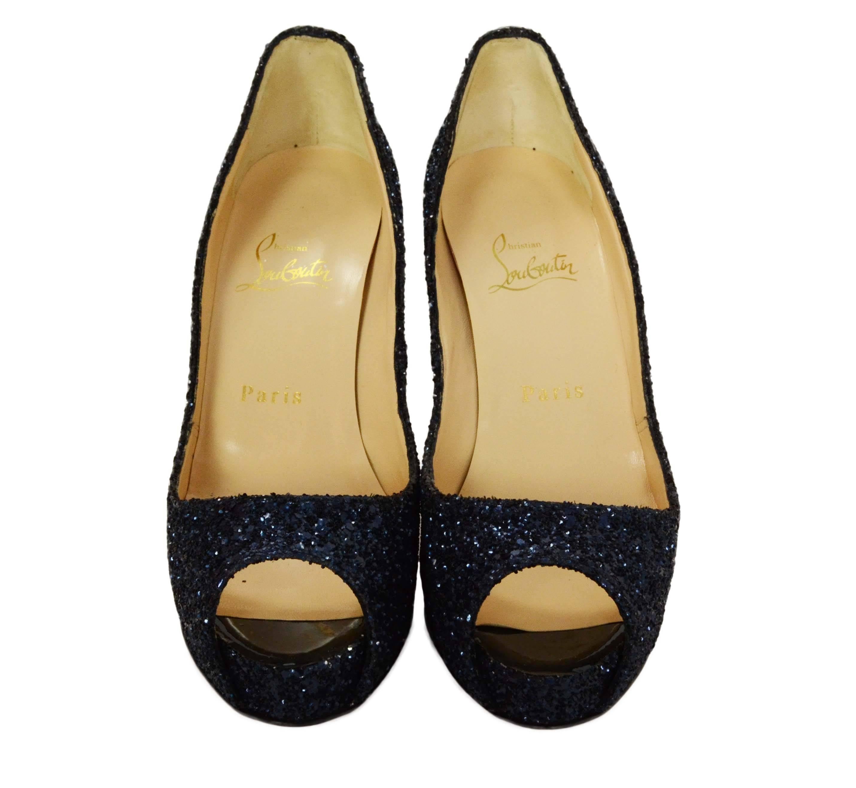 Christian Louboutin Very Prive Glitter Peep-Toe Pumps sz 37 In Excellent Condition In New York, NY