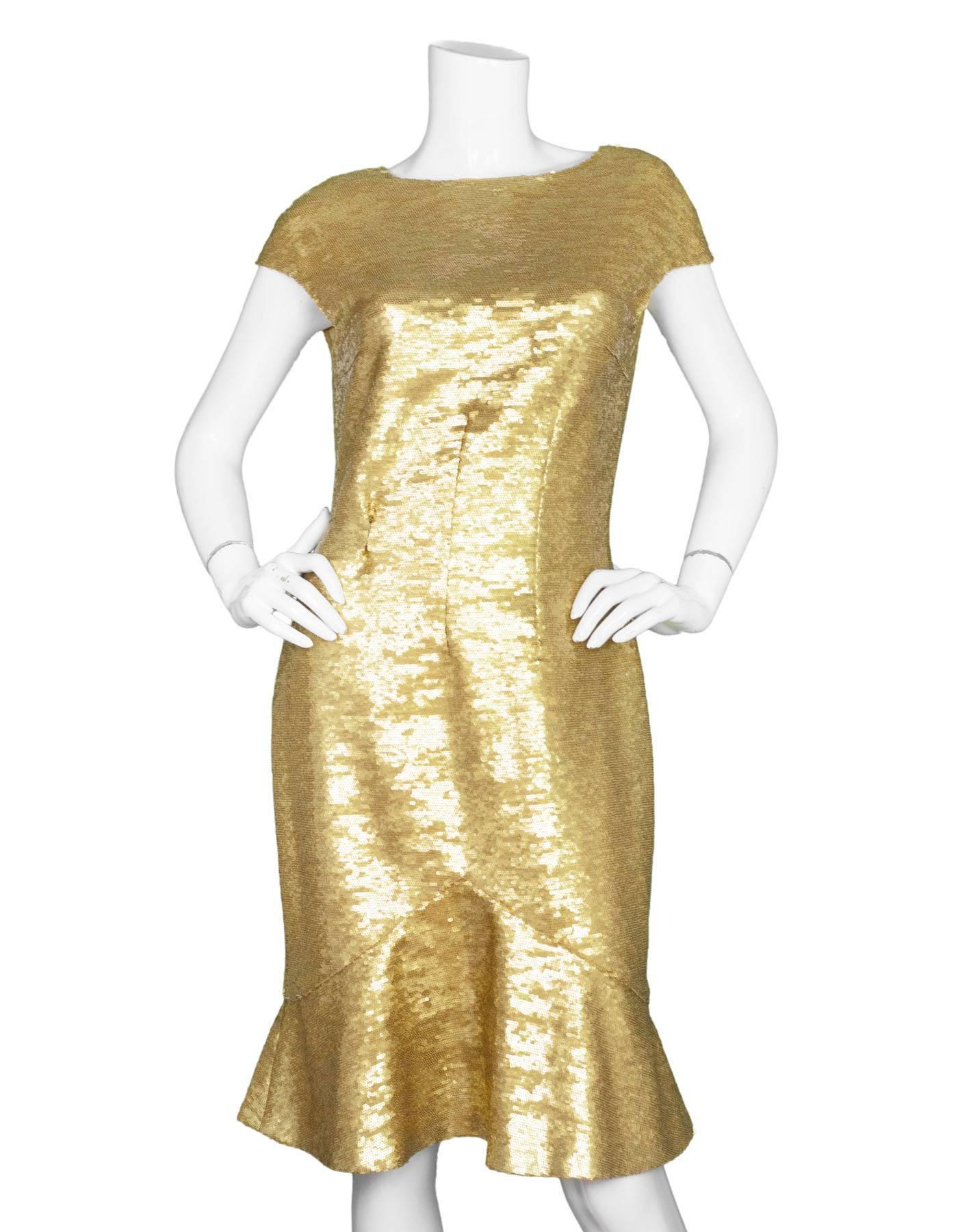 Chanel Gold & Silver Sequin 2-Piece Dress sz FR40 In Excellent Condition In New York, NY