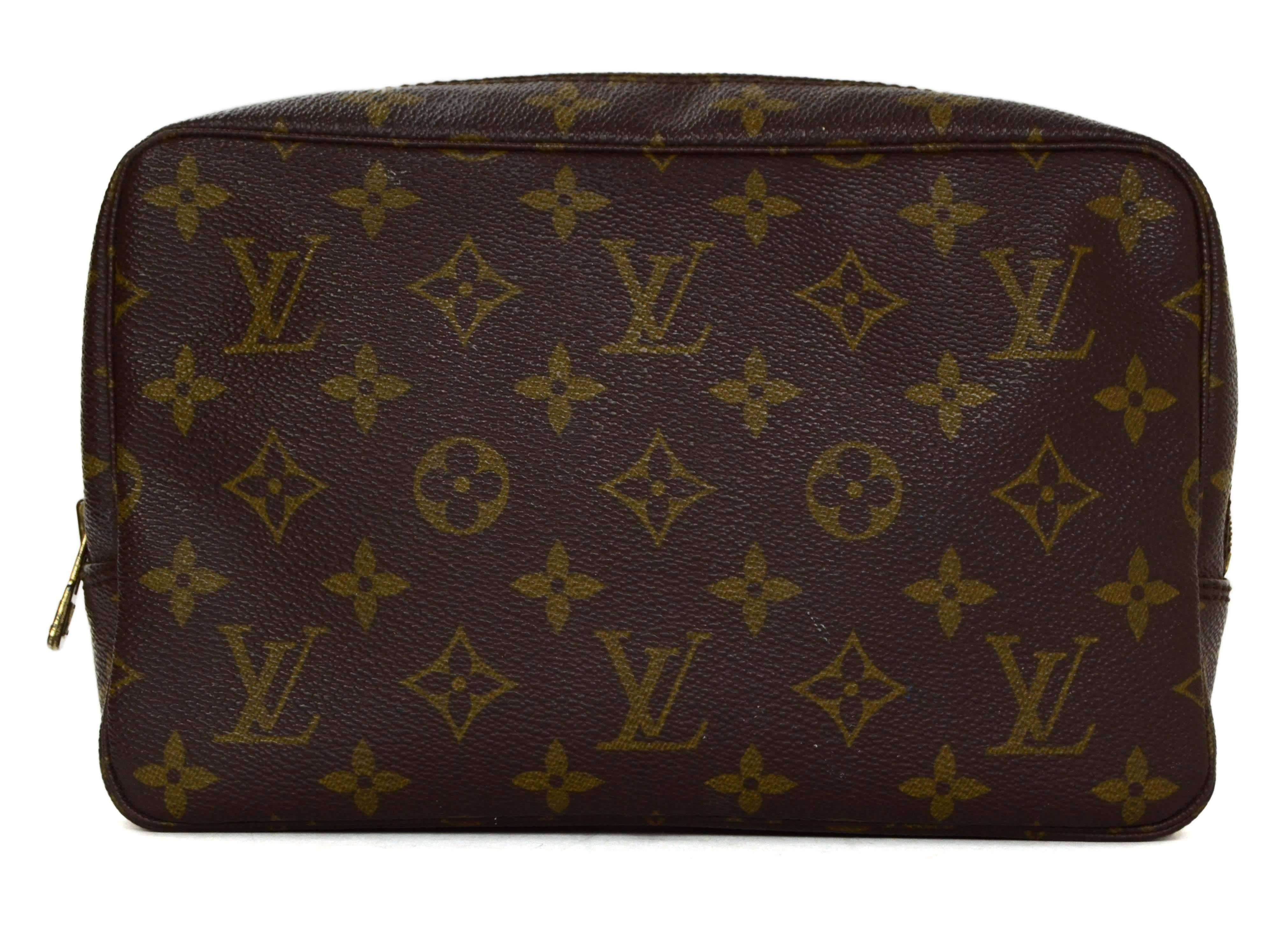Louis Vuitton Monogram Canvas Toiletry Pouch GHW In Excellent Condition In New York, NY