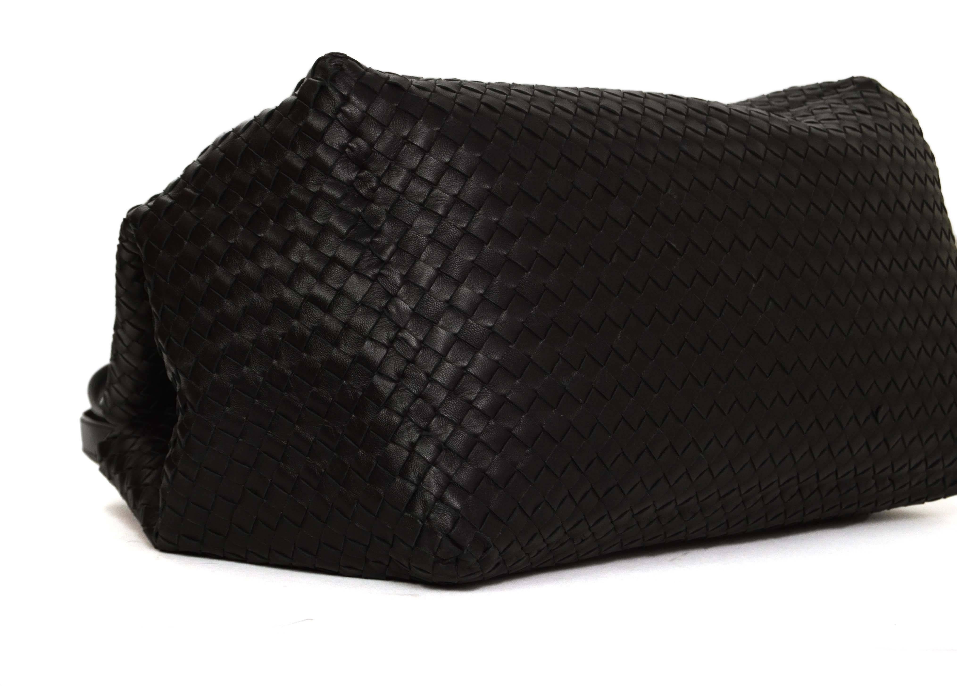 Women's Bottega Veneta Black Woven Leather Large Intrecciato Bag rt. $3, 950