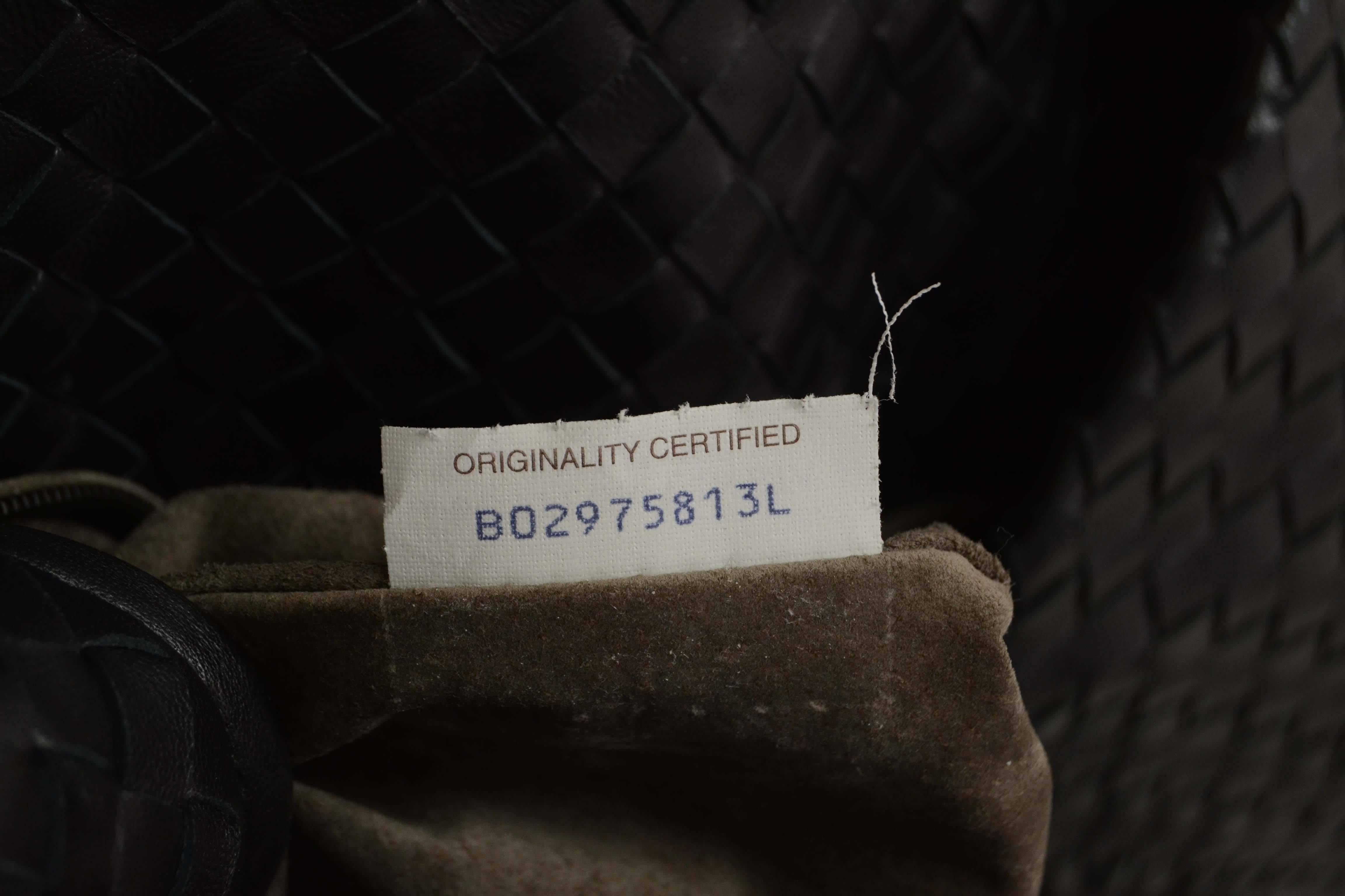 Bottega Veneta Black Woven Leather Large Intrecciato Bag rt. $3, 950 4