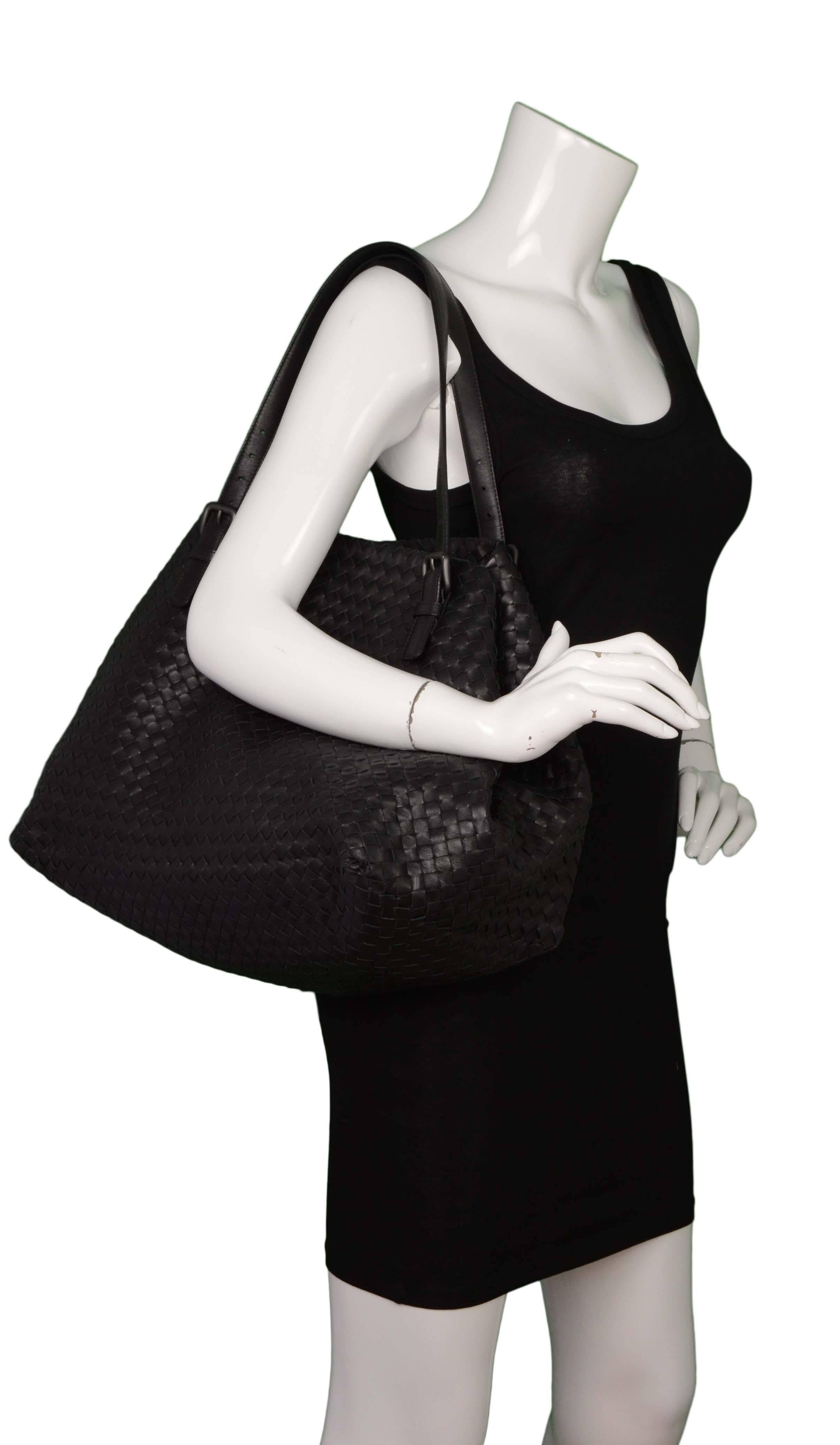 Bottega Veneta Black Woven Leather Large Intrecciato Bag rt. $3, 950 6