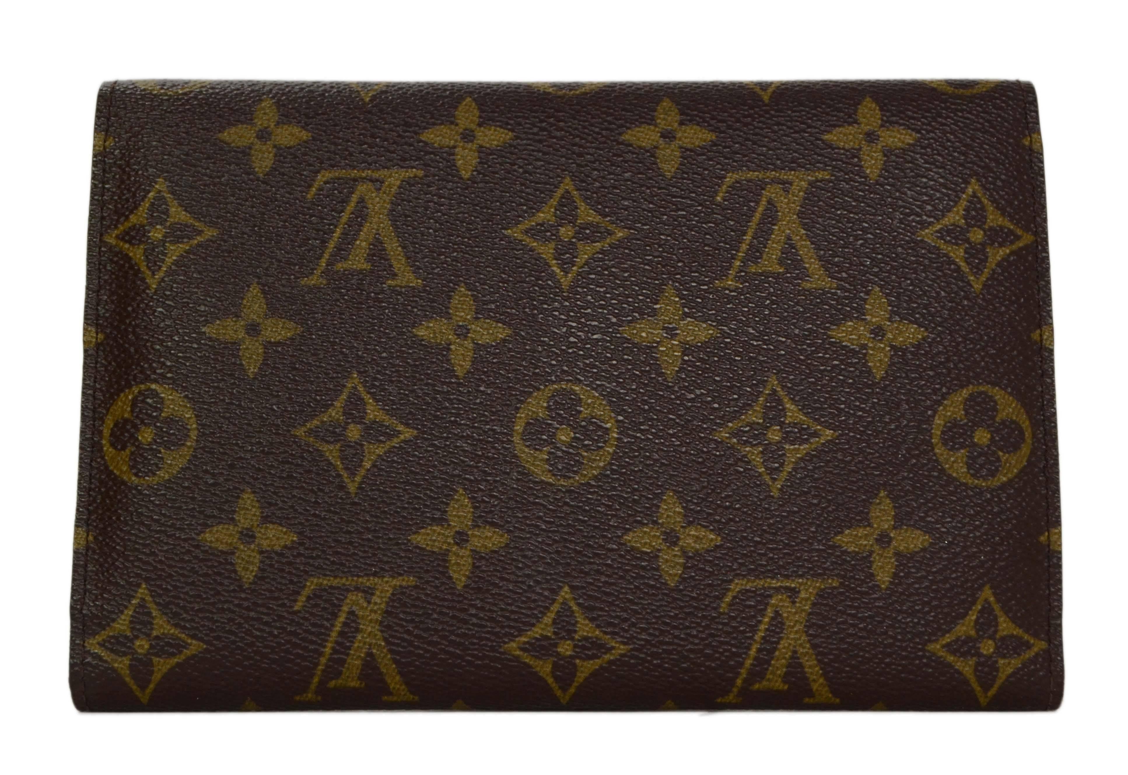 Louis Vuitton Monogram Canvas XL Snap Wallet GHW In Excellent Condition In New York, NY