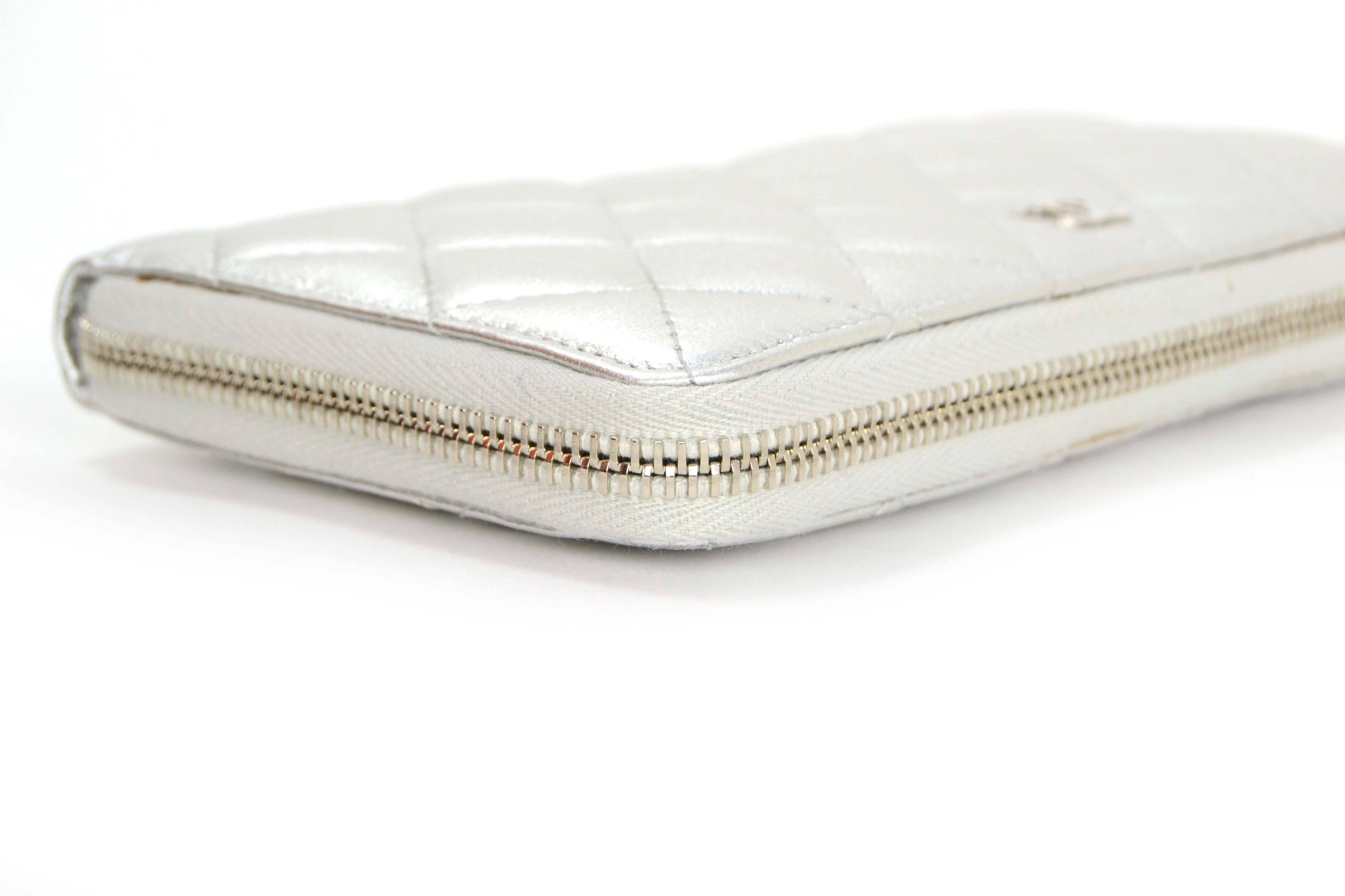 Chanel Silver Quilted Lambskin Zippy Wallet SHW 1