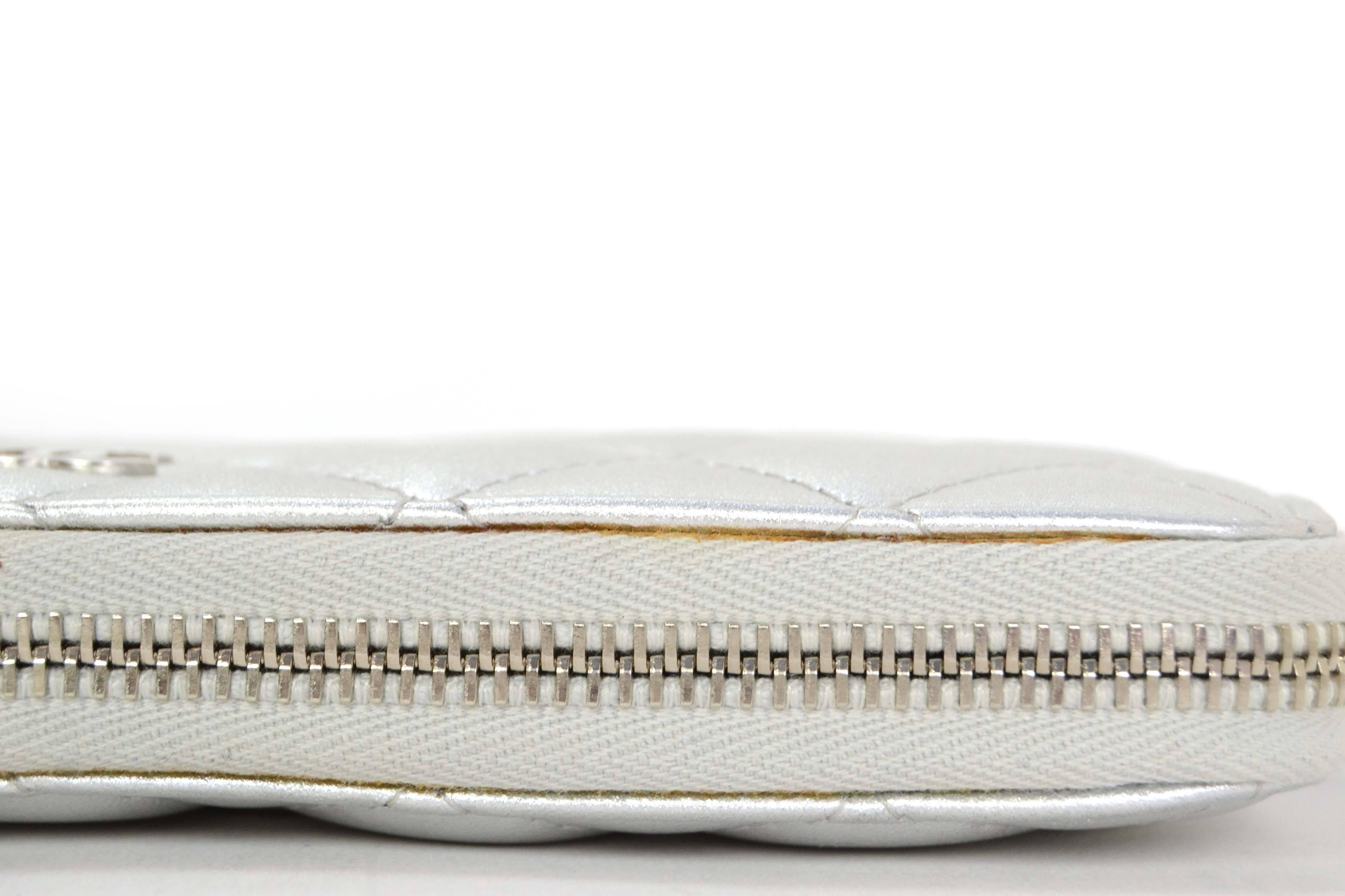 Chanel Silver Quilted Lambskin Zippy Wallet SHW 2