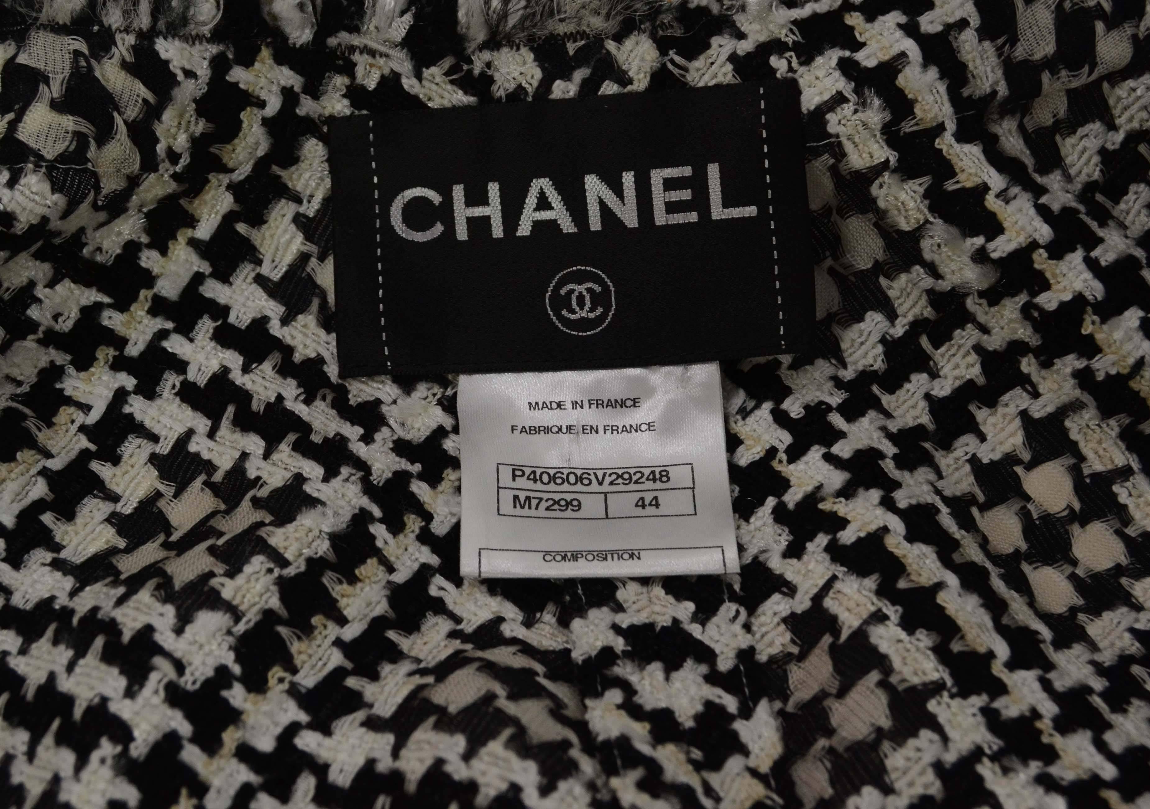 Women's Chanel Black & White Houndstooth Cropped Jacket sz 44