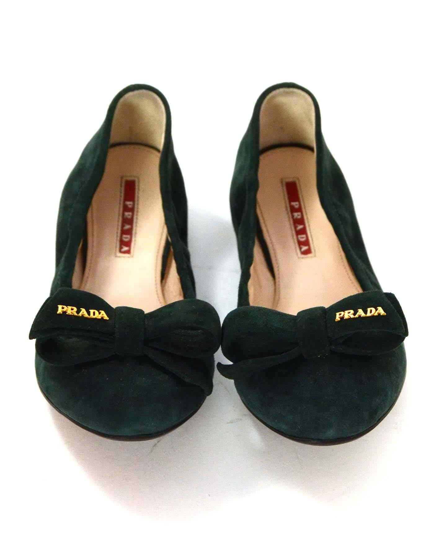 Prada Green Suede Ballet Flats sz 36.5 In Excellent Condition In New York, NY