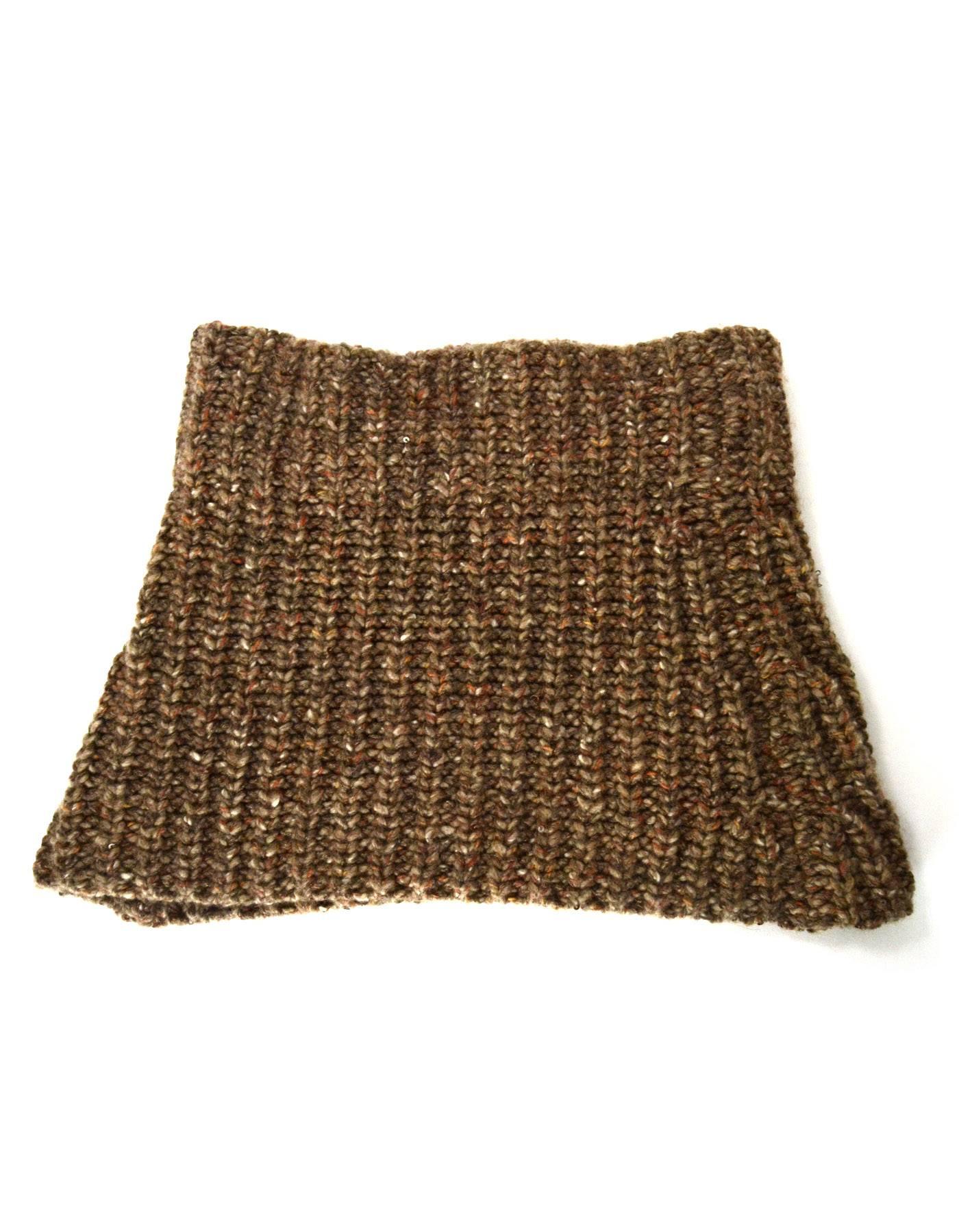 Brunello Cucinelli Brown Knit Cashmere Snood 
Features small sequins stitched throughout
Made In: Italy
Color: Brown
Composition: 80% cashmere, 13% wool, 7% silk
Overall Condition: Excellent pre-owned condition
Measurements: 
Circumference: