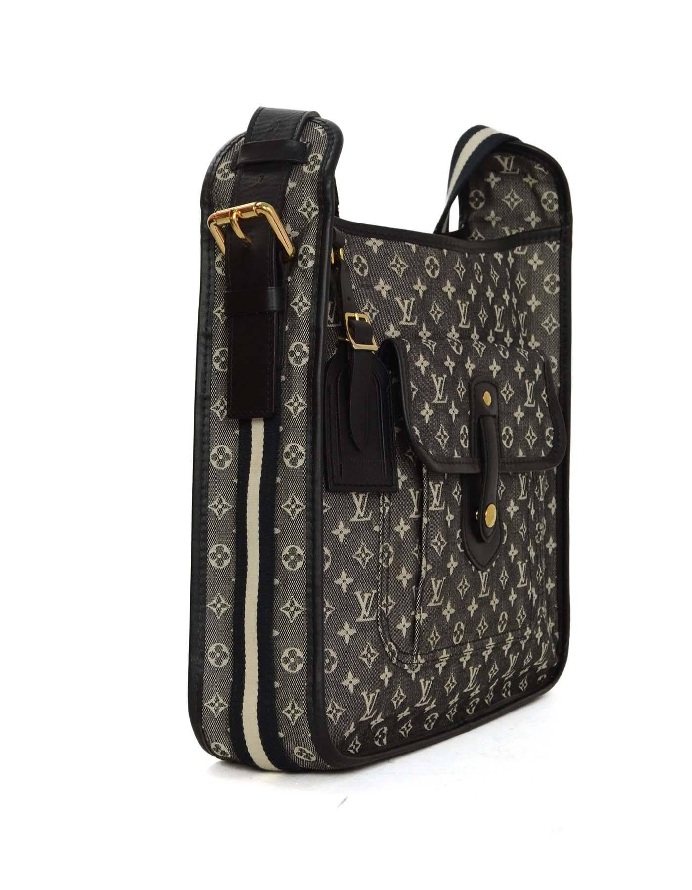 Louis Vuitton Navy Mini Lin 'Mary Kate Besace' Umhängetasche 
Mit verstellbarem Schultergurt
Hergestellt in: Frankreich
Produktionsjahr: 2005
Farbe: Marineblau und Elfenbein
Hardware: Goldtone
MATERIALIEN: Segeltuch und Leder
Innenfutter: