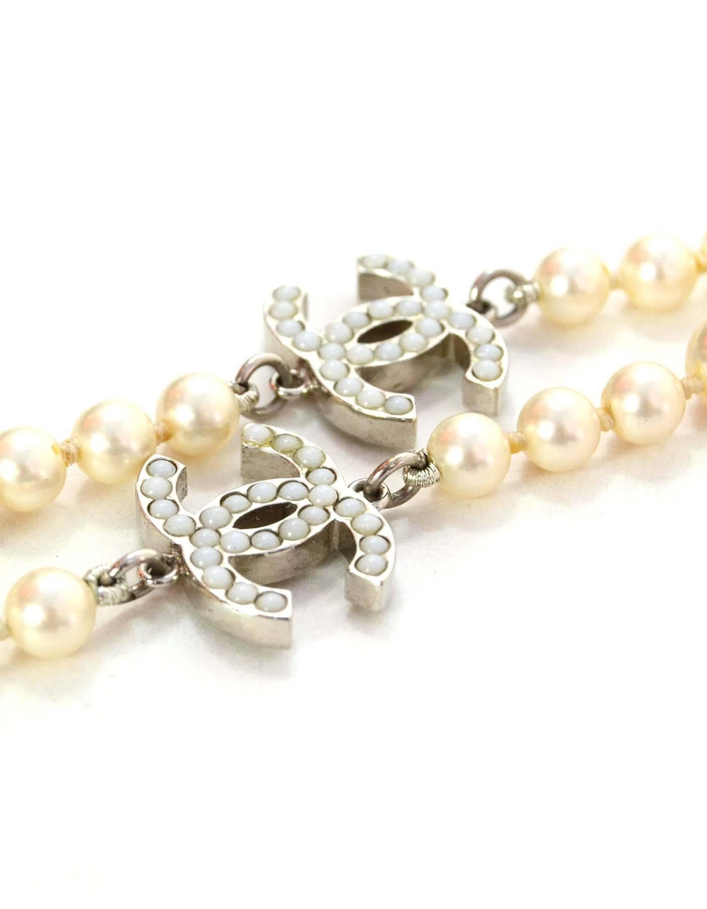 Chanel Graduated Pearl Necklace
Features CC pendants
Made In: France
Year of Production: 2010
Color: Ivory
Hardware: Silvertone
Materials: Faux pearl, metal
Closure: Lobster claw
Stamp: 10 CC V
Overall Condition: Excellent pre-owned
