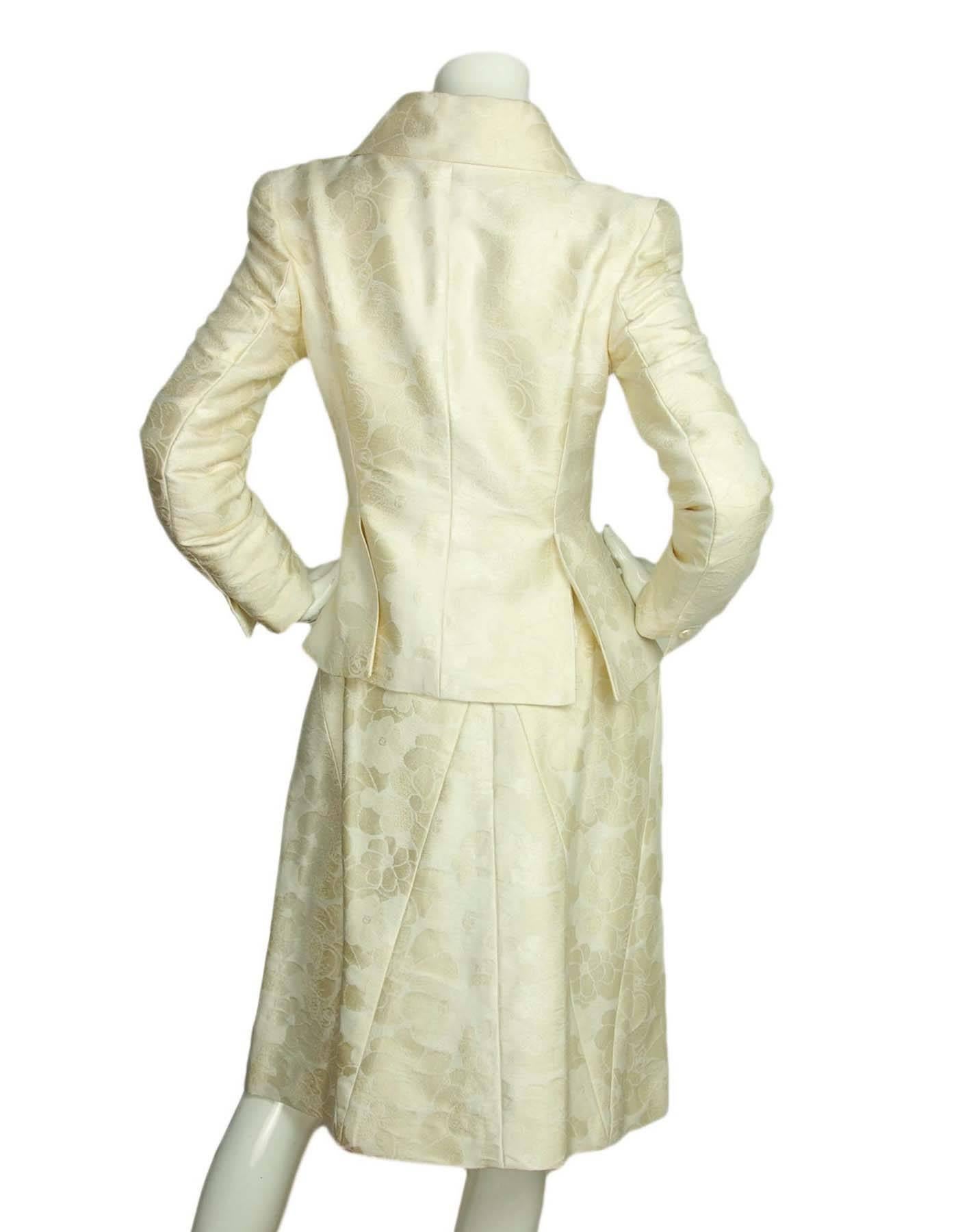Chanel Cream Camelia Print Skirt Suit sz FR40 In Excellent Condition In New York, NY