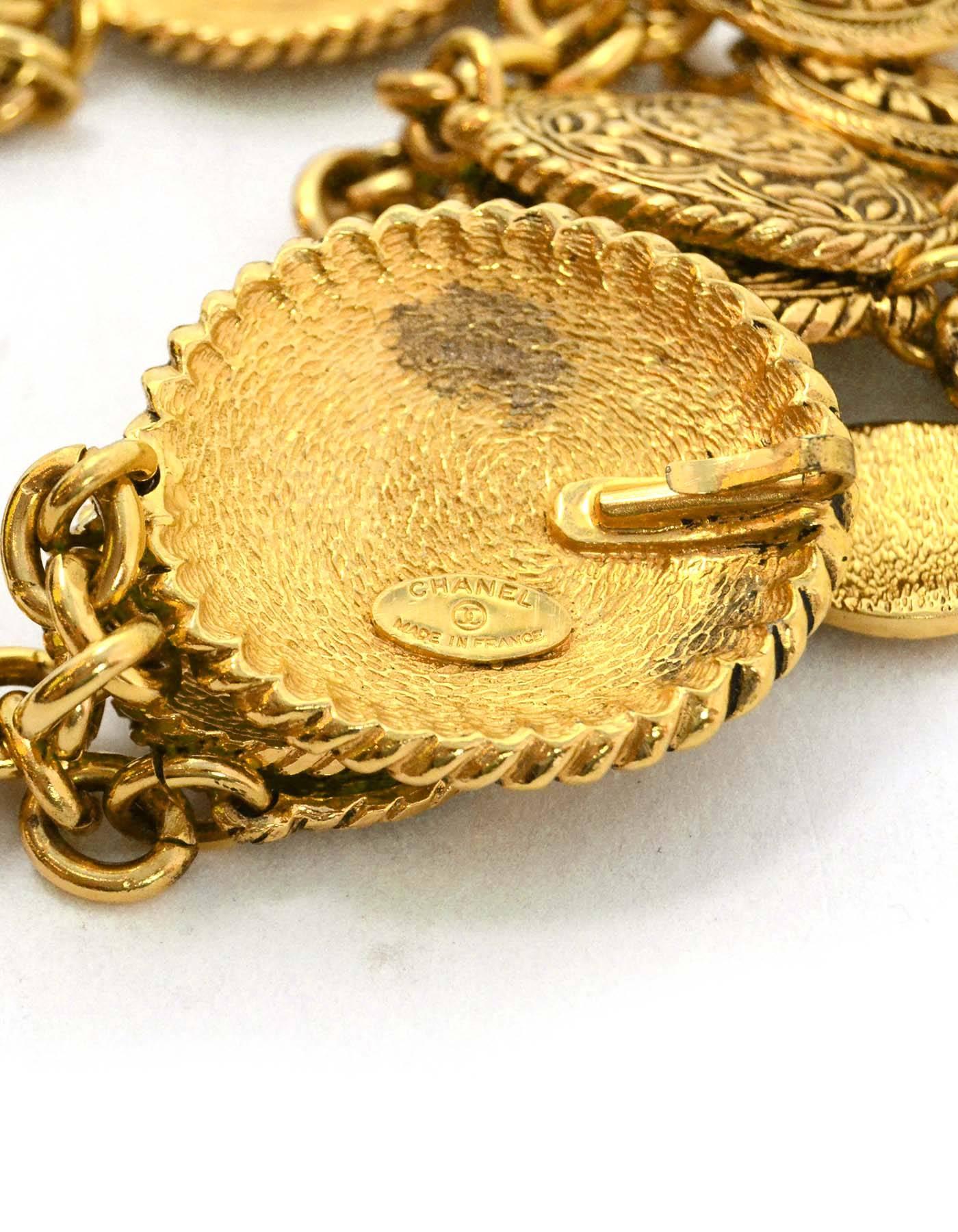 Chanel 1980s Vintage Goldtone Medallion Belt In Good Condition In New York, NY
