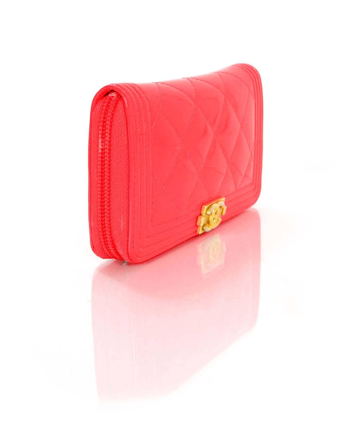 chanel hot pink wallet