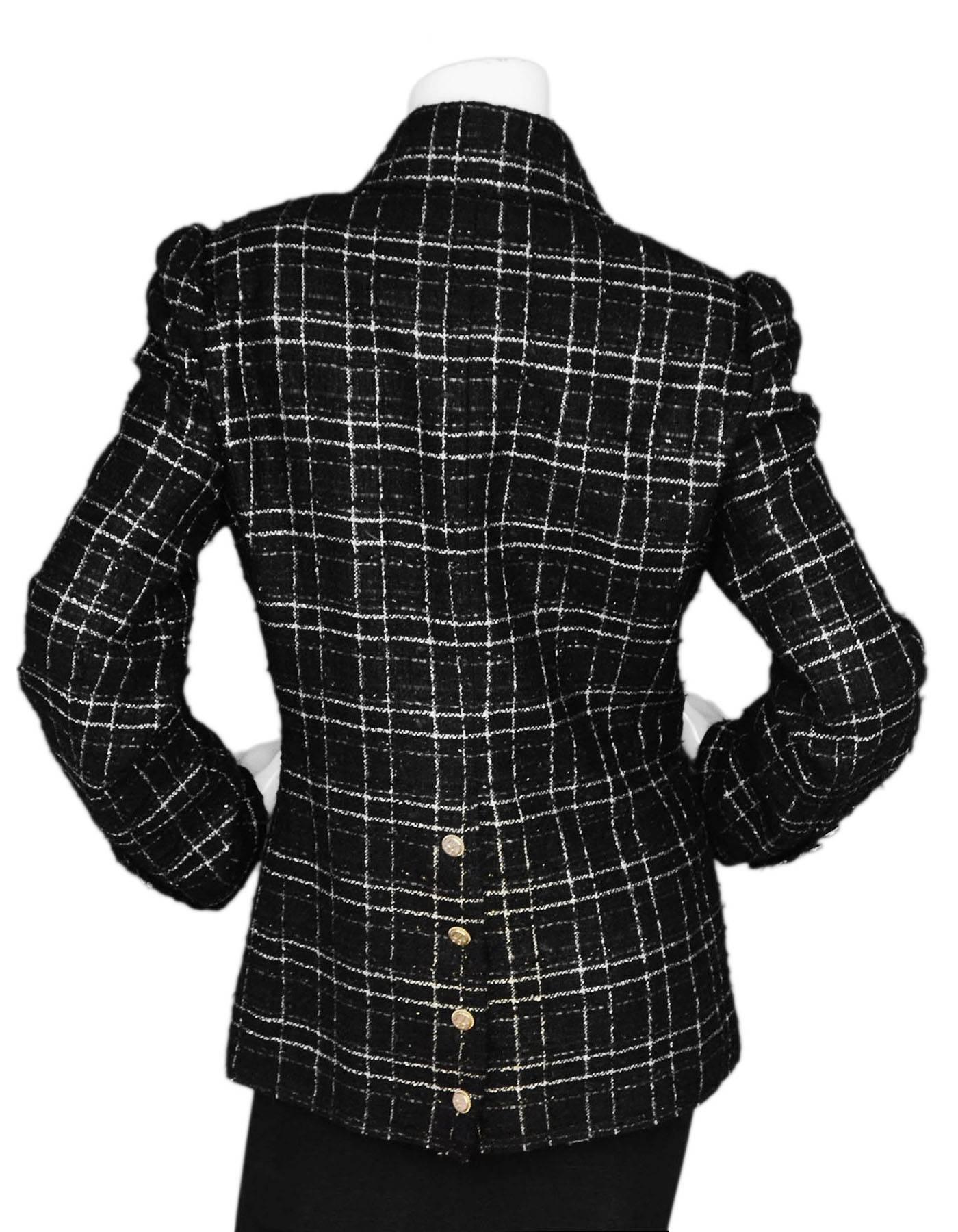 Chanel Black & White Tweed Jacket sz FR48 In Excellent Condition In New York, NY