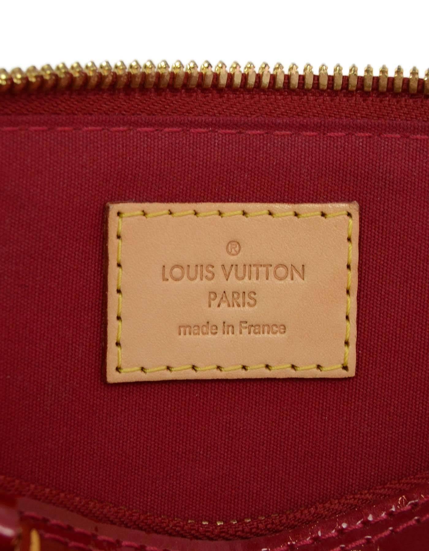 Louis Vuitton Red Monogram Vernis Mini Alma BB Crossbody Bag In Excellent Condition In New York, NY