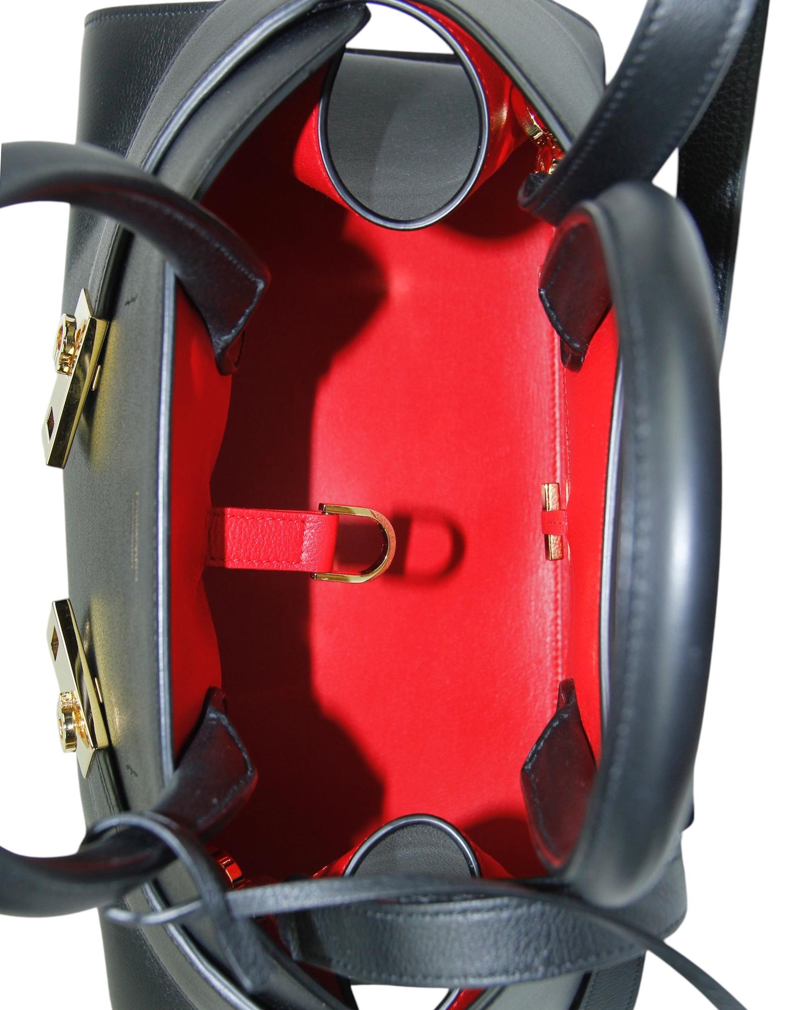Salvatore Ferragamo Borsa con manico superiore in pelle nera/rossa in vendita 2
