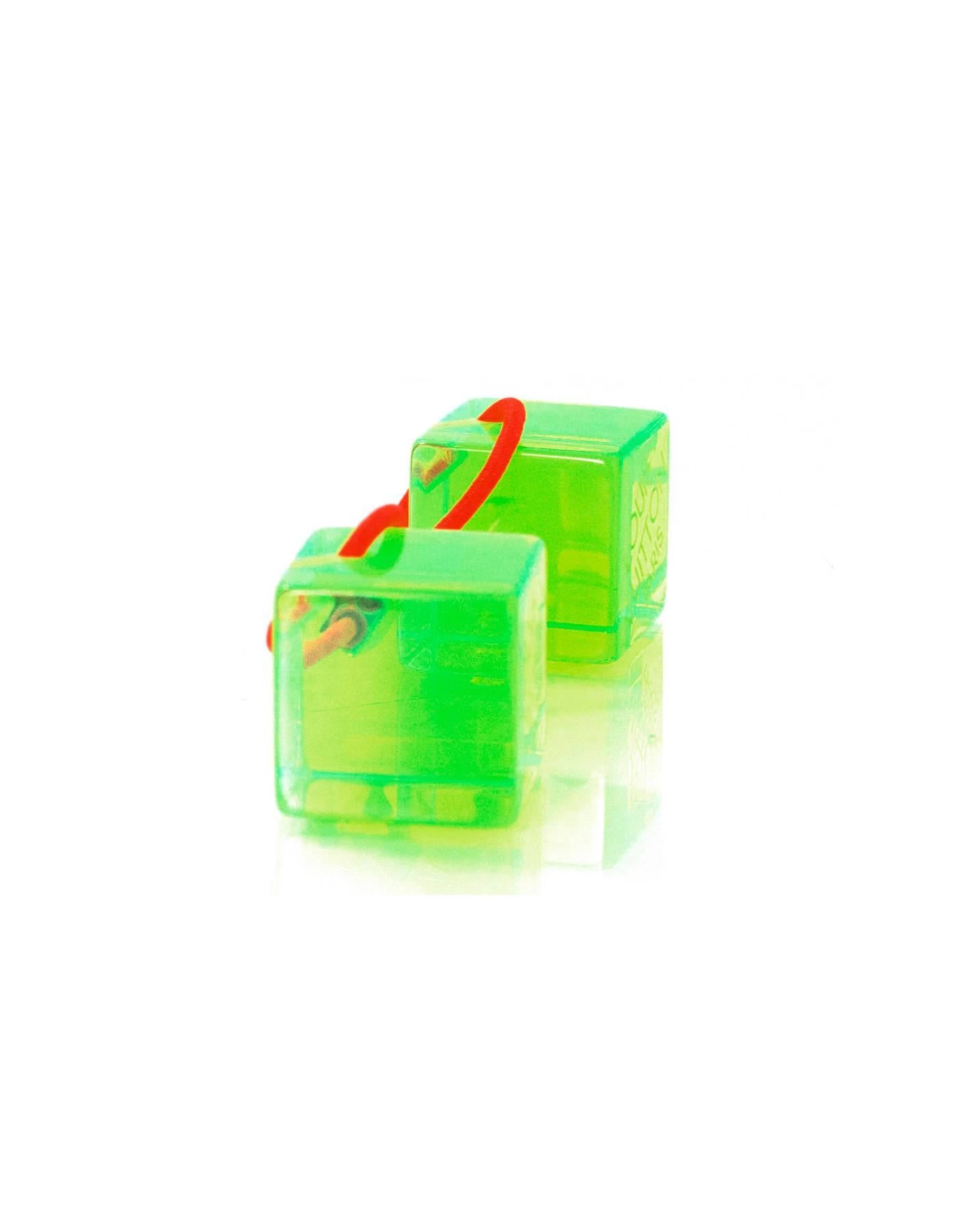 Louis Vuitton Green Lucite Hair Cubes In Excellent Condition In New York, NY