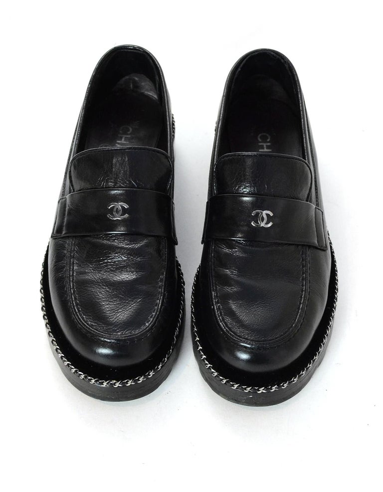 Chanel 2017 Black Leather Chain Around CC Loafers Sz 37.5 For Sale 