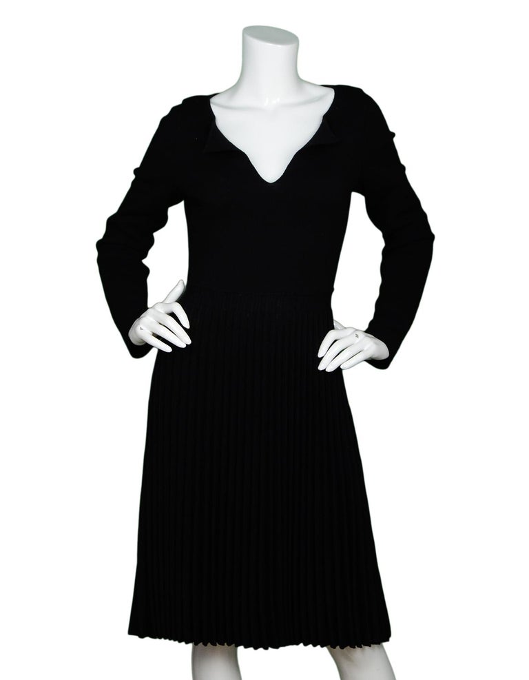 Valentino Black Wool Long Sleeve V Neck Pleated Dress Sz M For Sale at ...