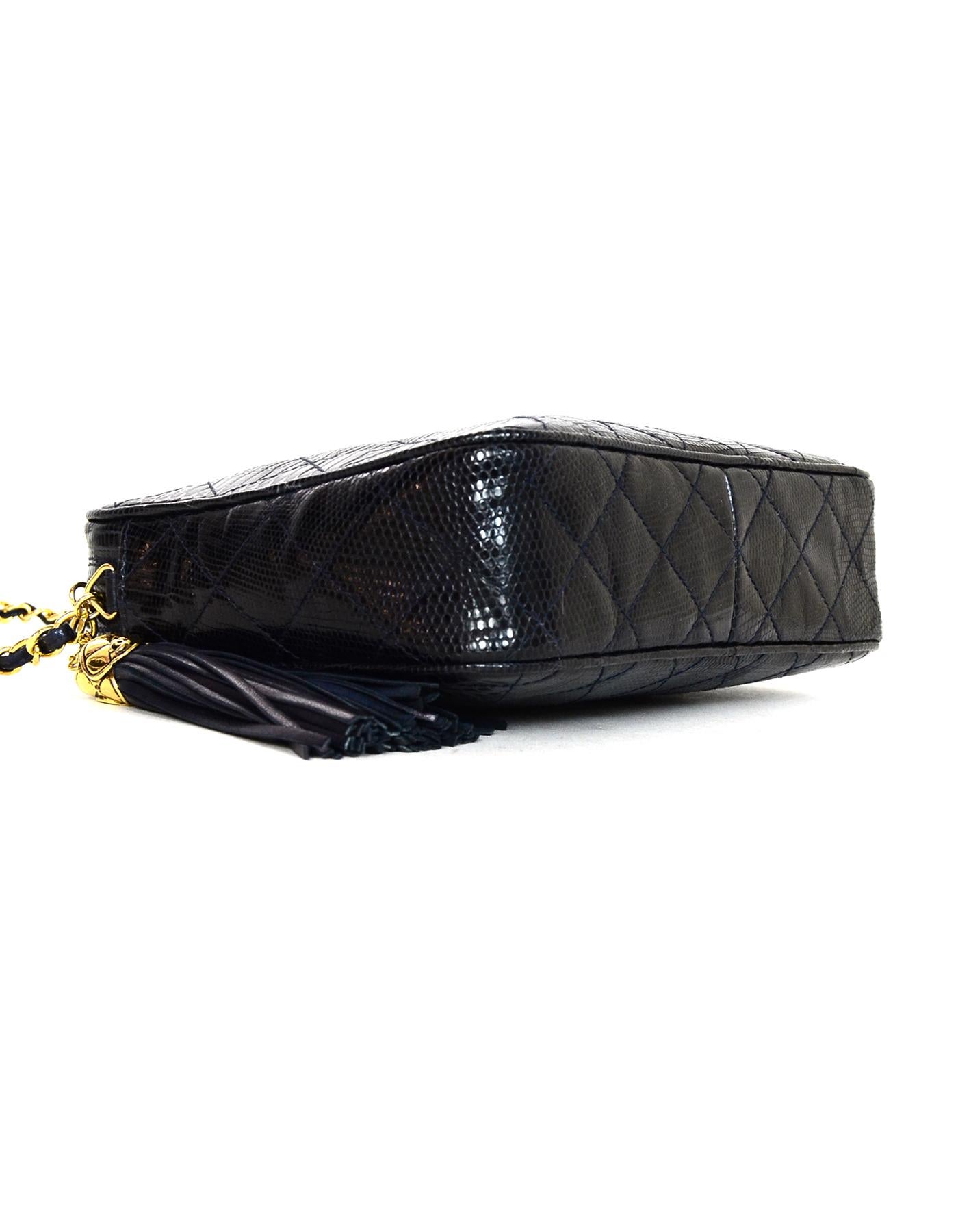 Chanel Vintage '89-'91 Navy Lizard Quilted CC Camera Crossbody Bag w. Tassel In Excellent Condition In New York, NY