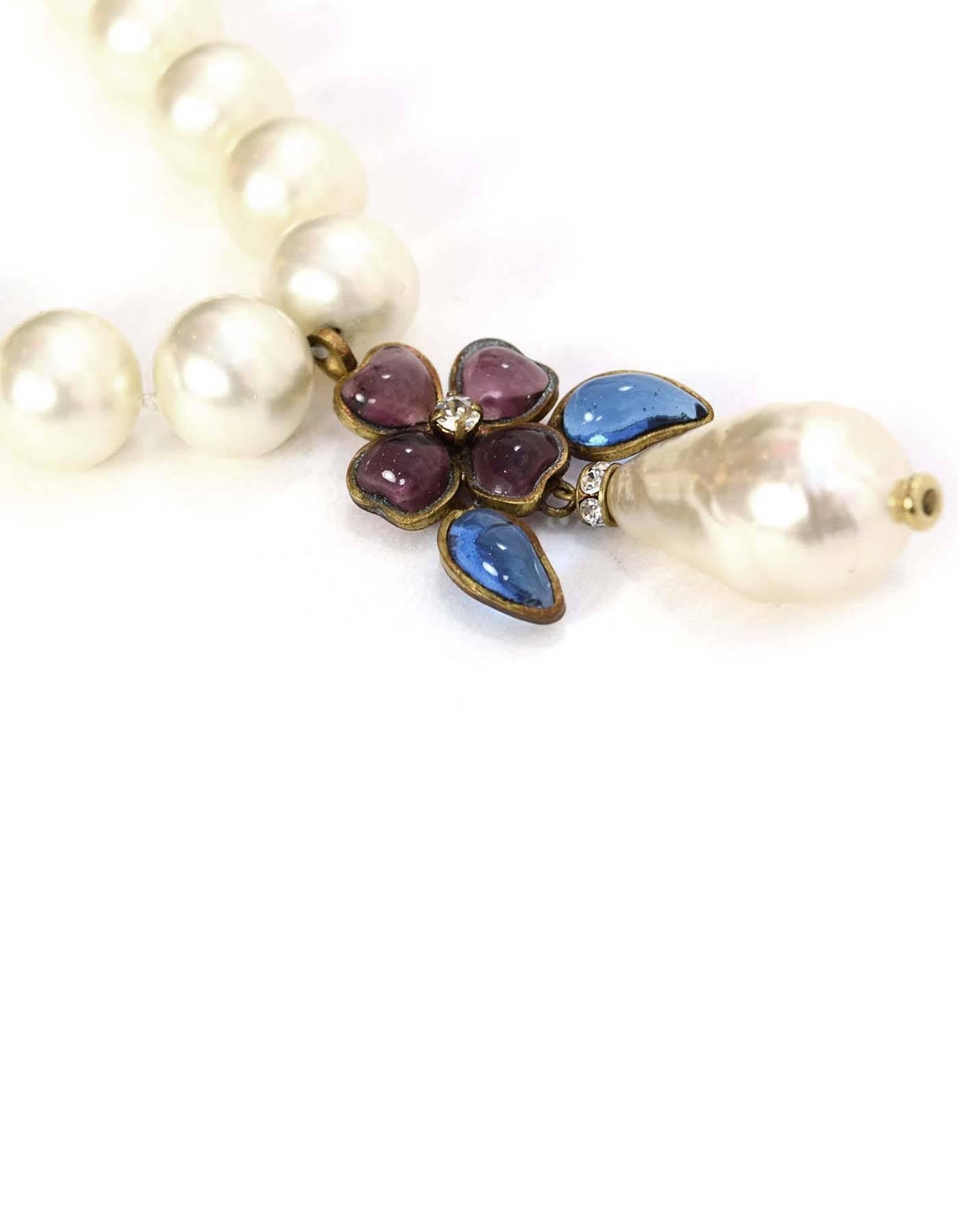 Chanel Vintage '83 Pearl & Gripoix Necklace In Excellent Condition In New York, NY