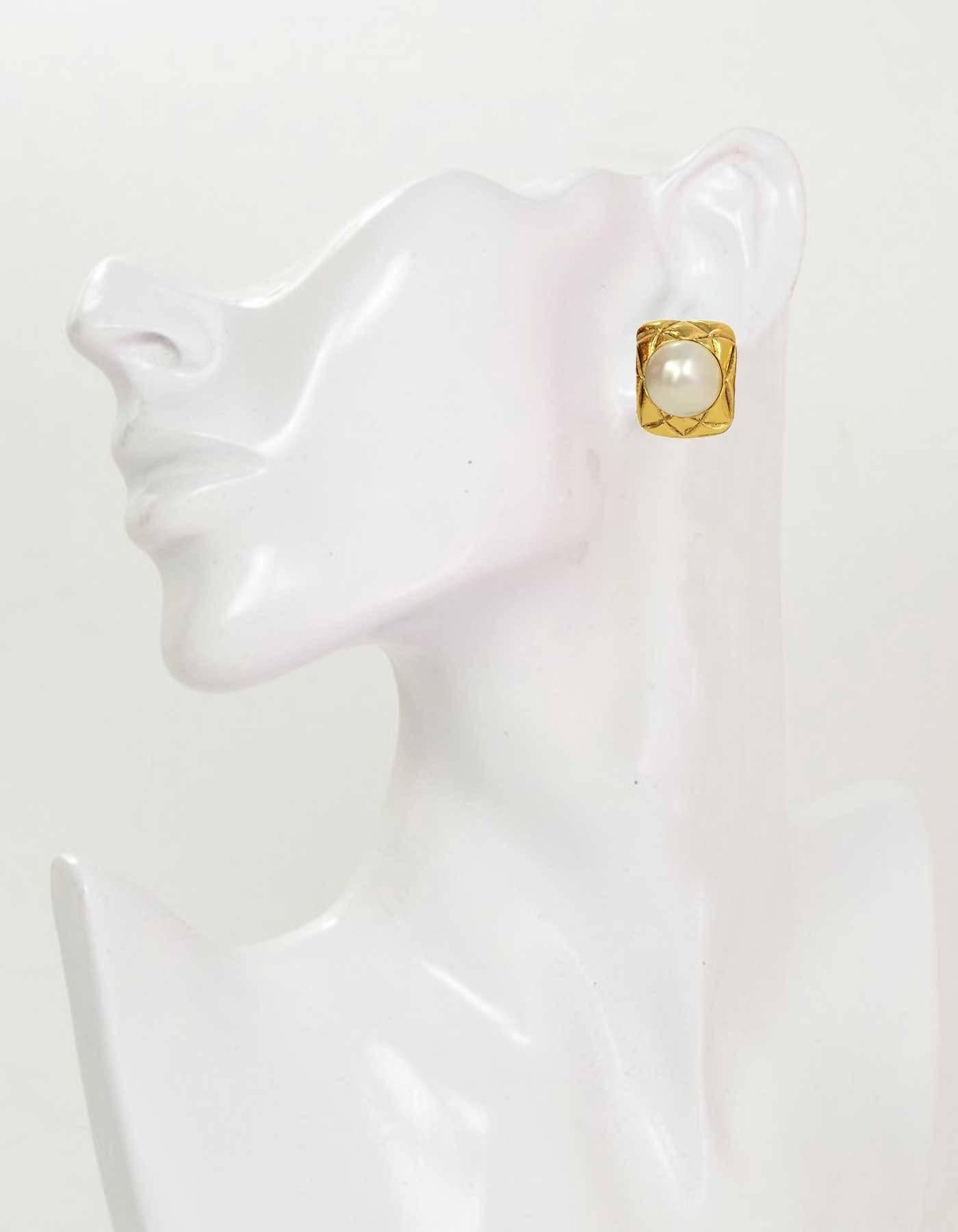 chanel earrings square