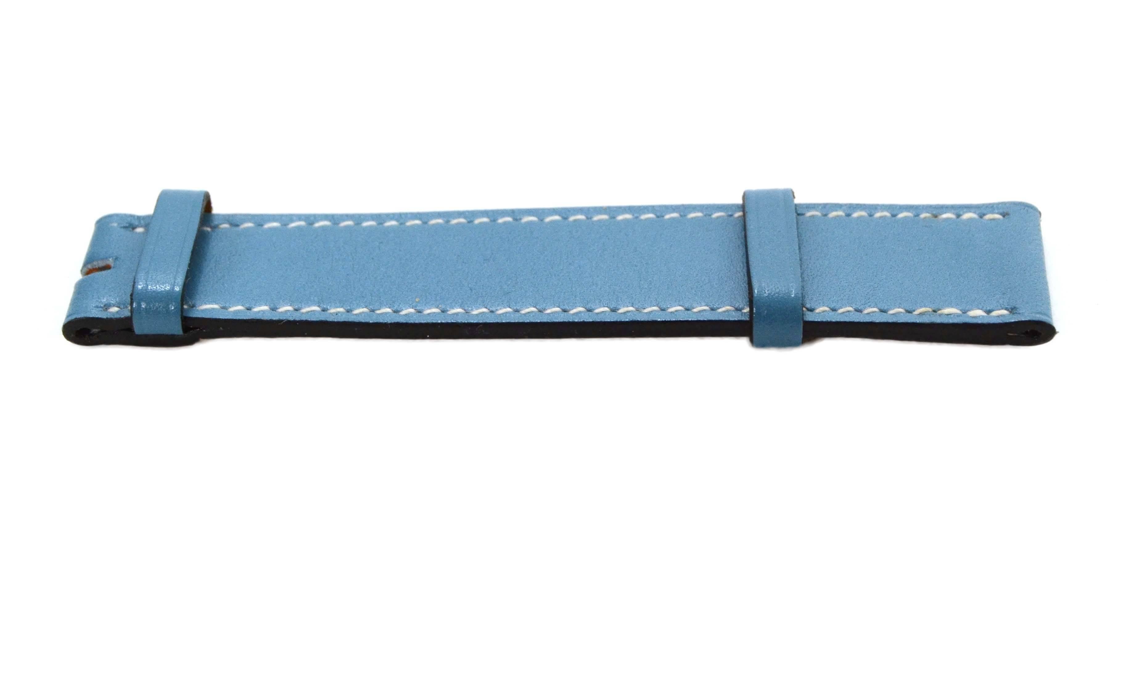 Hermes Blue Jean Leather Double Tour Watch Strap
Features beige contrast stitching throughout
Made In: France
Year of Production: 2006
Color: Blue jean, beige and tan
Materials: Leather
Lining: Tan leather
Stamp: J stamp in square
Overall