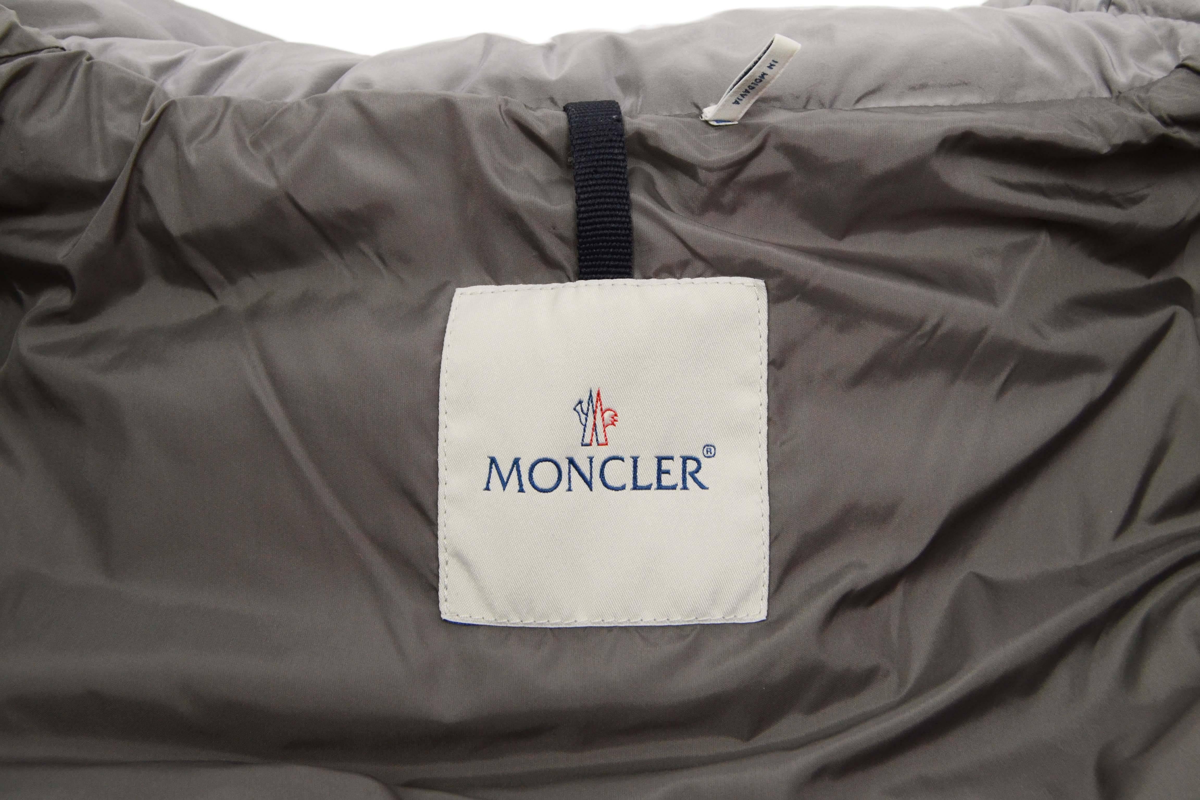 Moncler Grey Quilted Down Belted Coat  In Excellent Condition In New York, NY