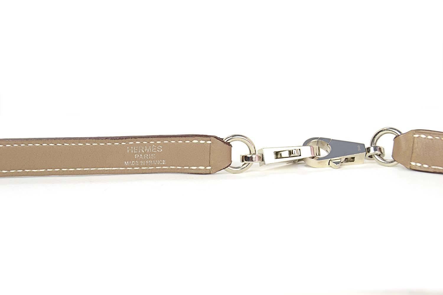HERMES Swift Etoupe Kelly/Bolide Bag Strap PHW In Excellent Condition In New York, NY