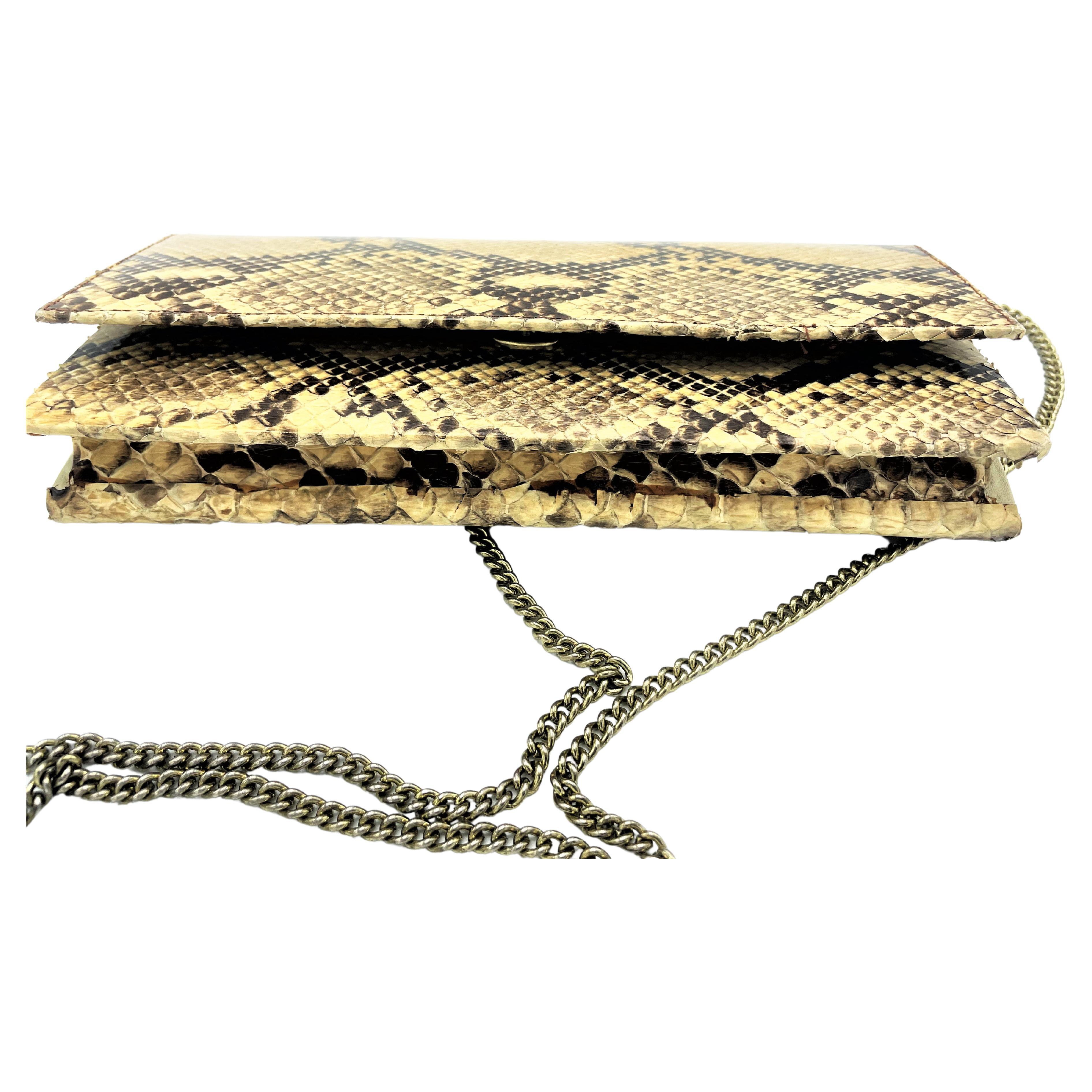 Vintage snake clutch bag with detachable lang chain, UK 1920s For Sale