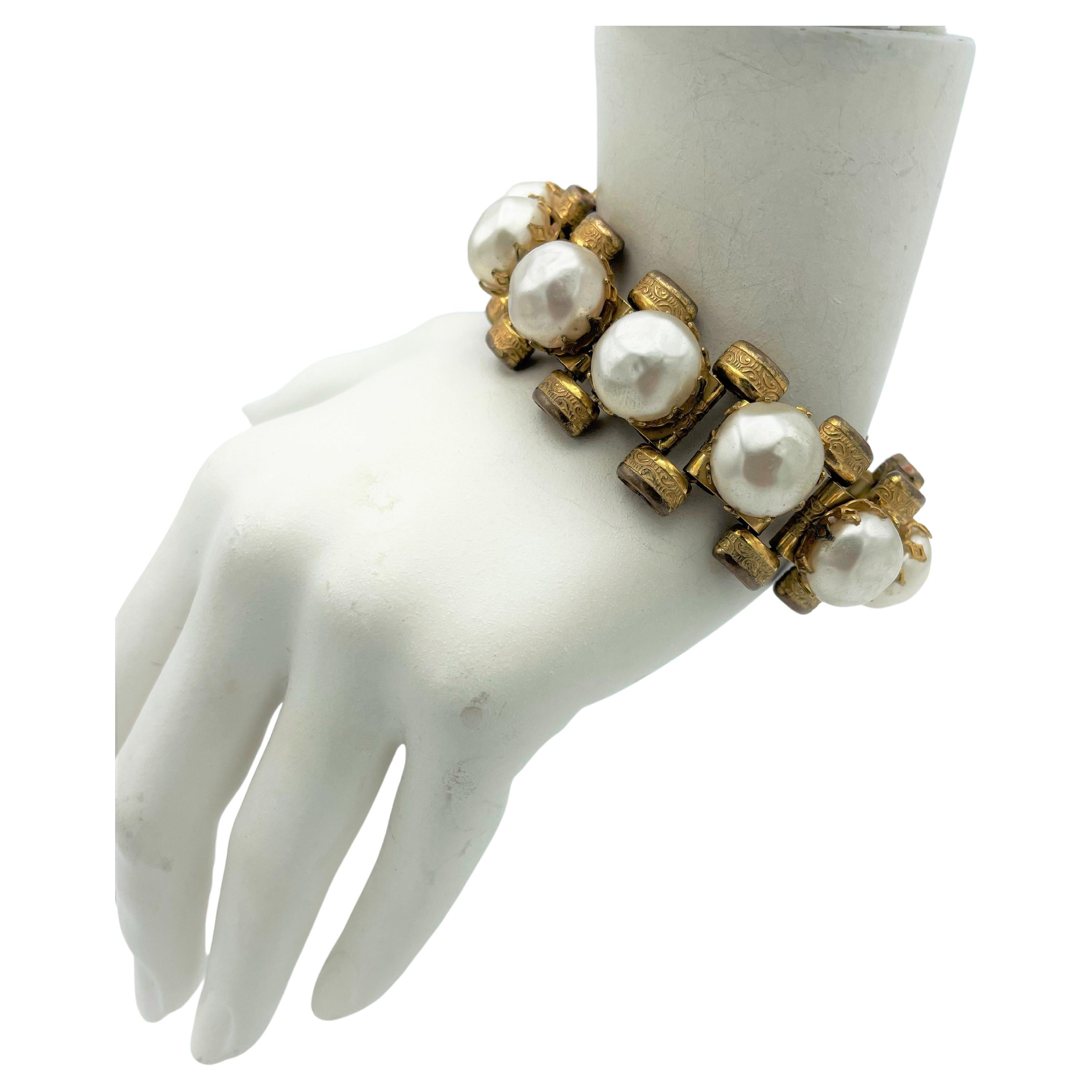 Vintage bracelet by Miriam Haskell USA, large false baroque pearls, 1950s  For Sale