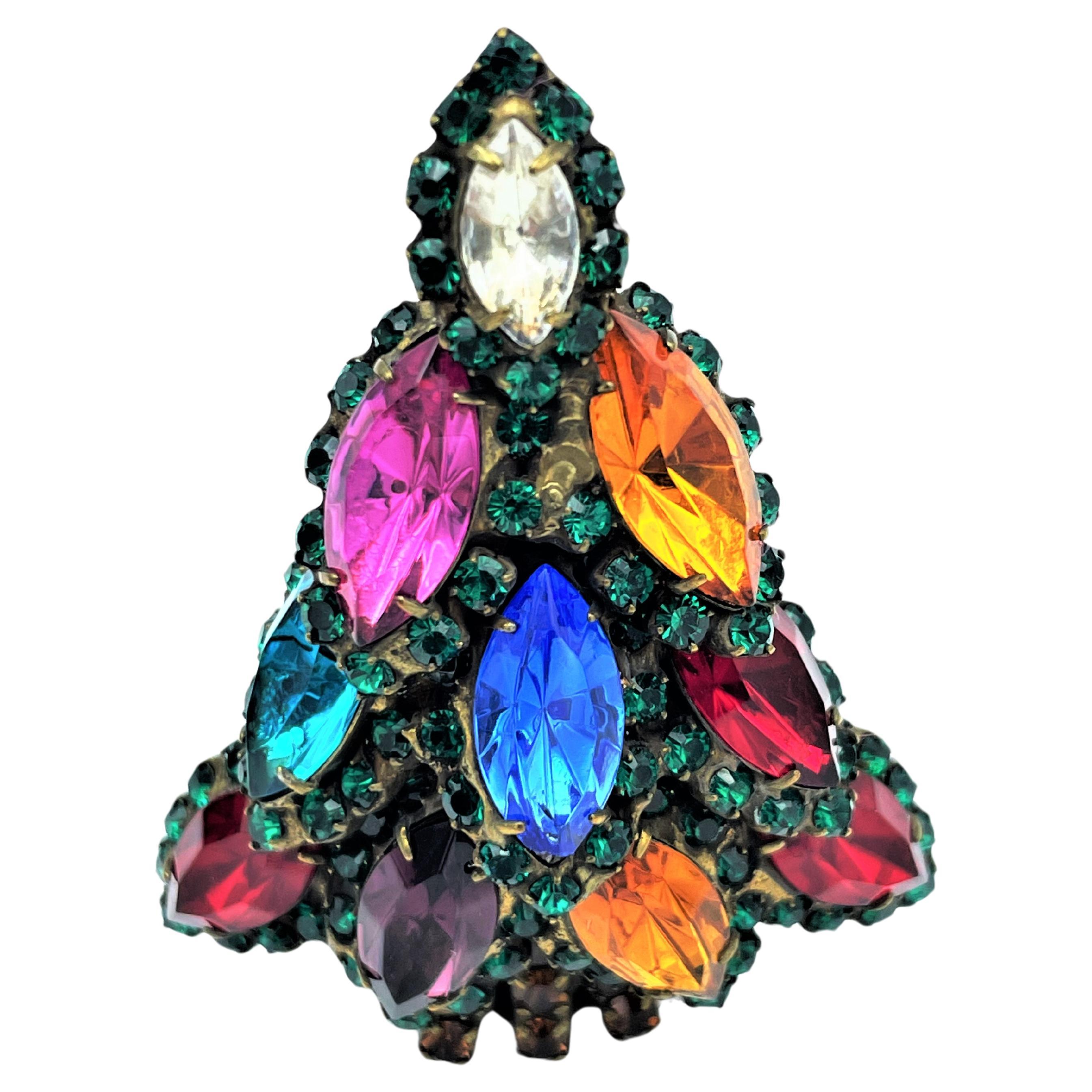Christmas tree brooch by Dorothy Bauer Calif. Austrian crystal stones, 2000s
