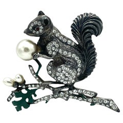 STARET, broche en forme d'écureuil, pierres de rhin et perles, 1940, États-Unis