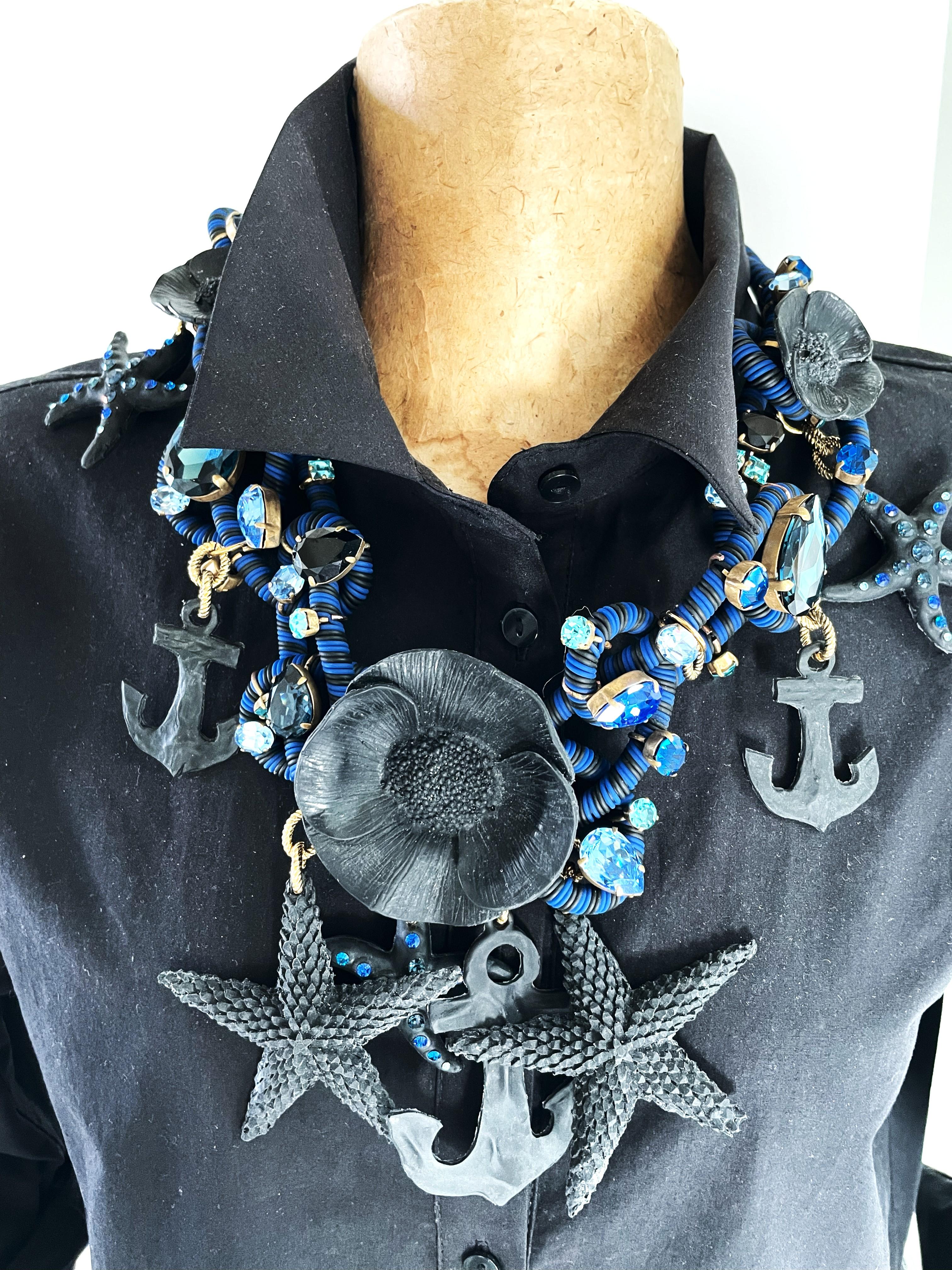 Yves Saint Laurent COLLIER, 'Borde de Mer', resina blu marine, anni '90 in vendita 4
