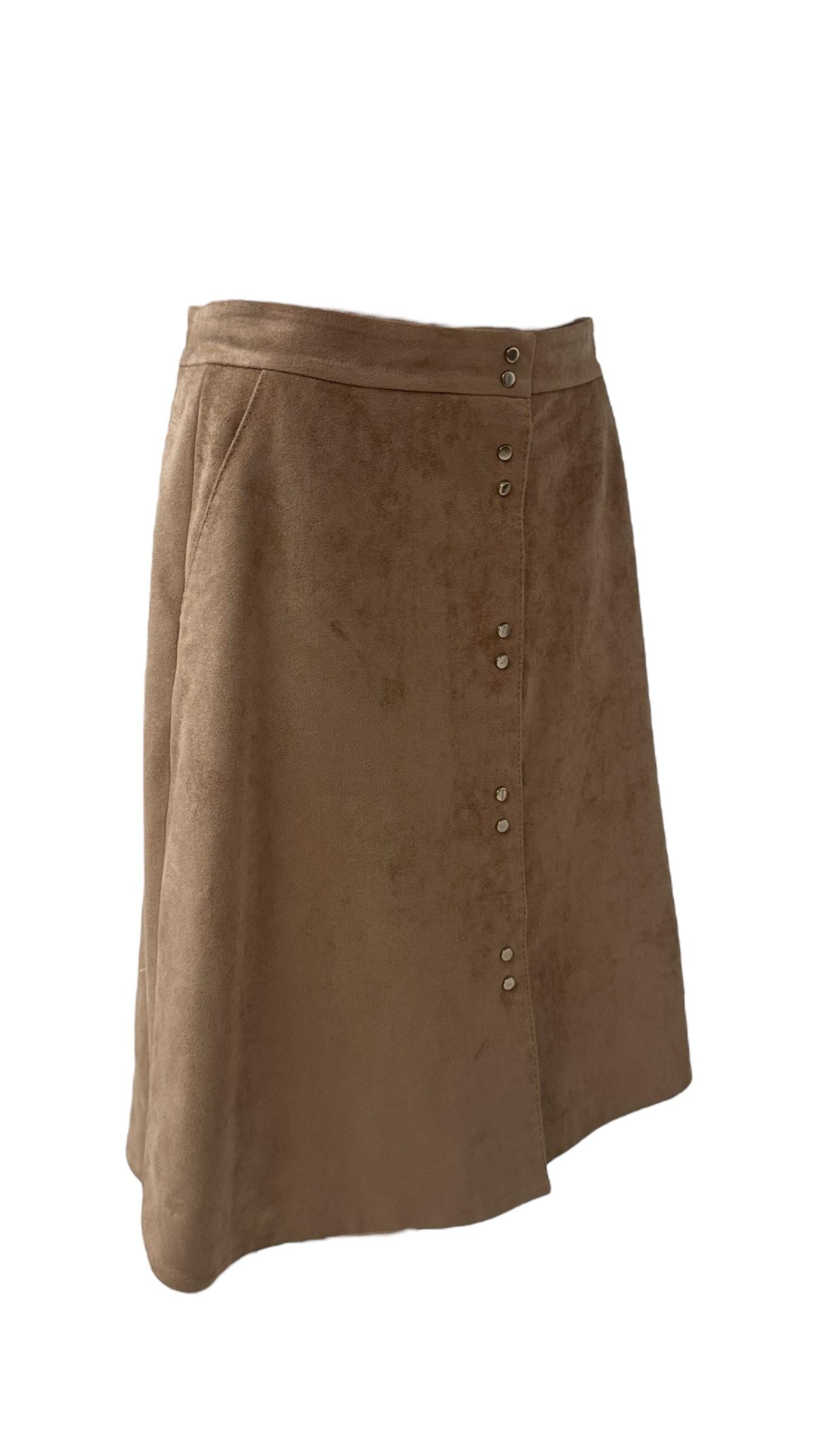 Marella Sport Vintage Faux Suede A-Line Skirt with Snap Buttons en venta 6