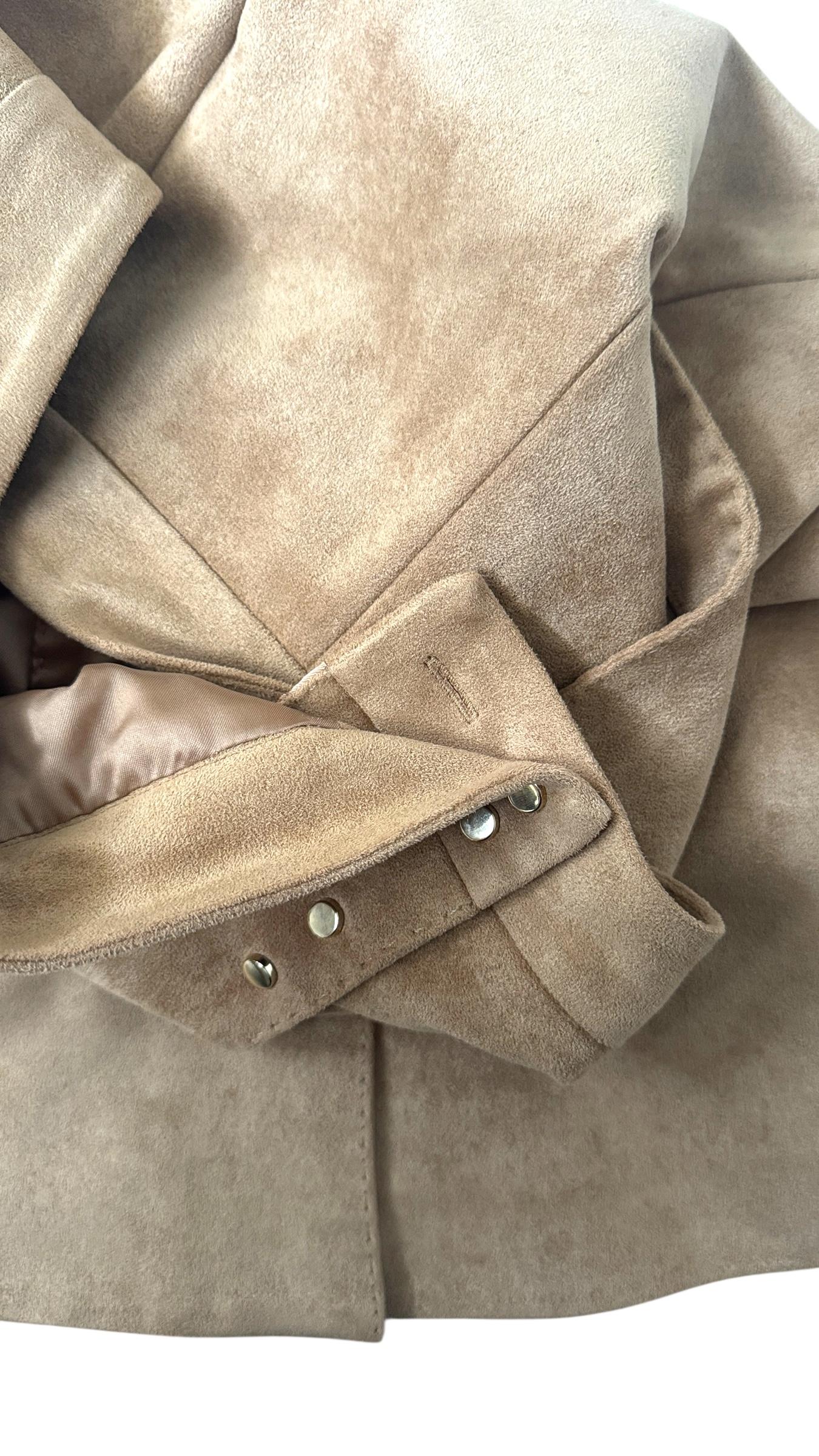 Marella Sport Vintage Faux Suede A-Line Skirt with Snap Buttons en venta 1