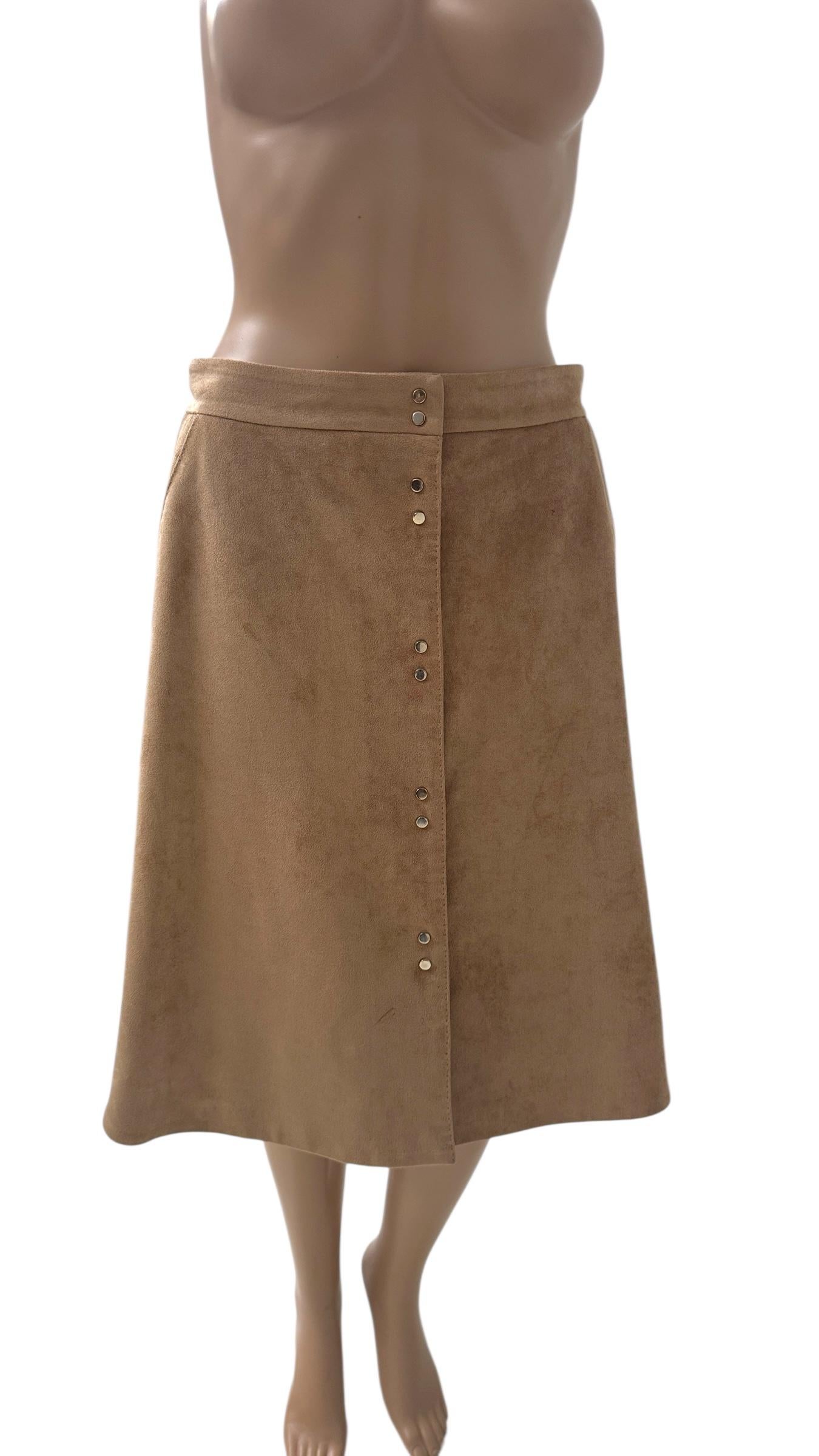 Marella Sport Vintage Faux Suede A-Line Skirt with Snap Buttons en venta 9